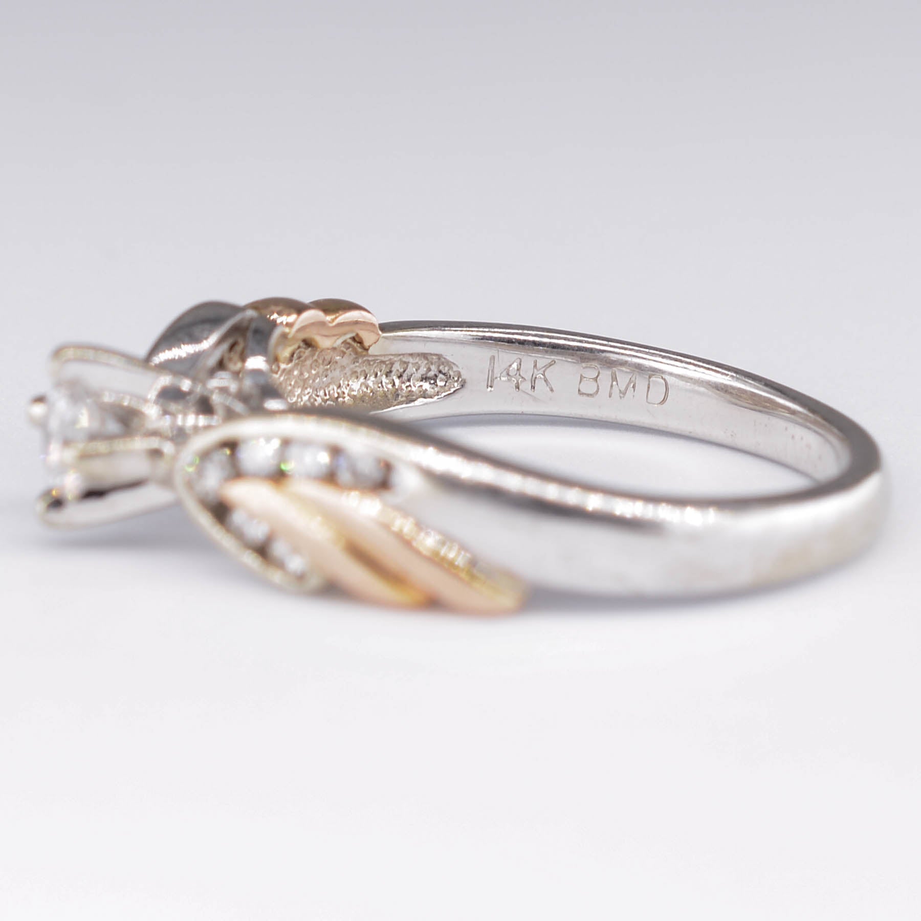 Two Toned Diamond Ring | 0.19ct | SZ 6.25 |