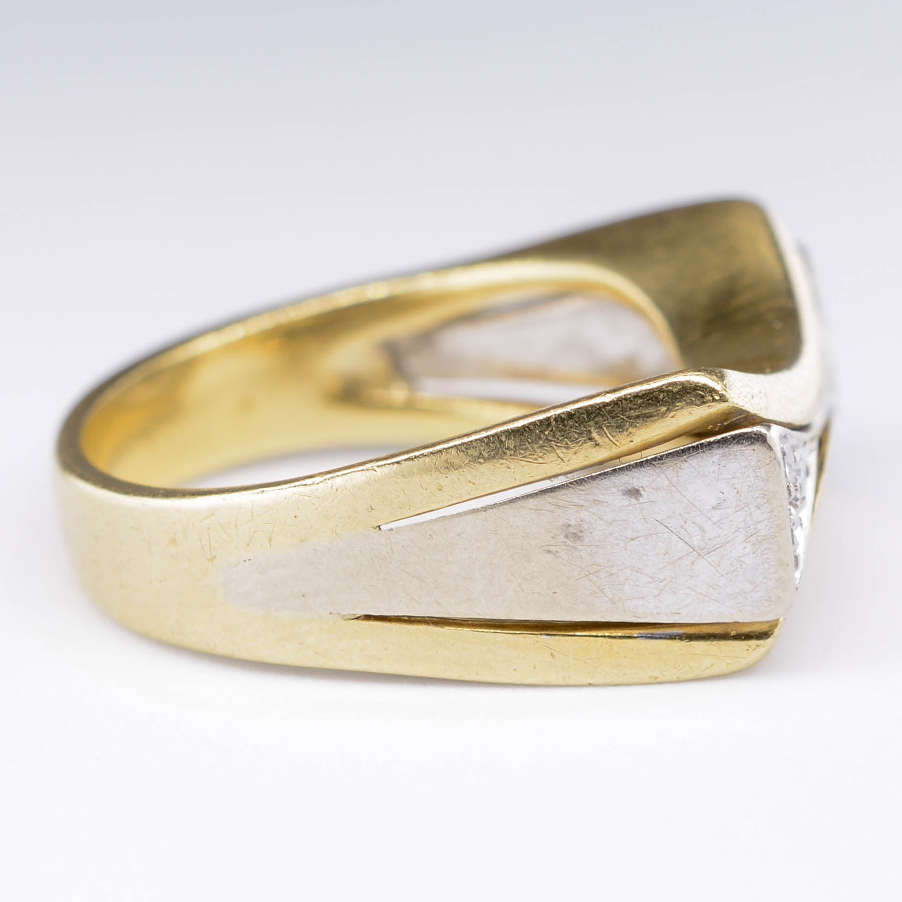 Abstract Two Tone Bowtie Diamond Ring | 0.09ctw | SZ 7.25 |