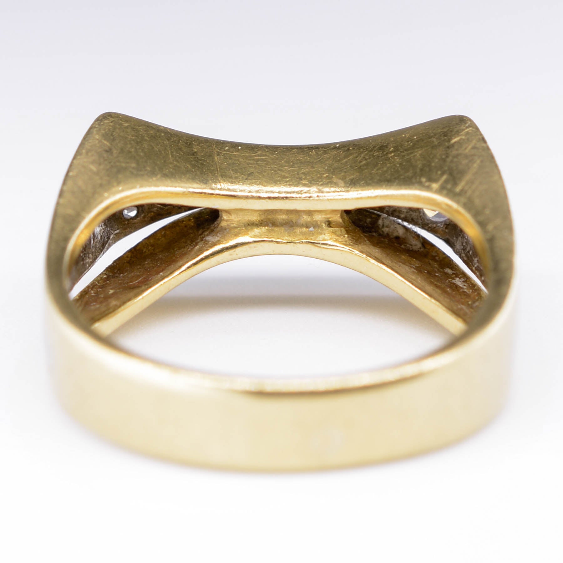 Abstract Two Tone Bowtie Diamond Ring | 0.09ctw | SZ 7.25 |