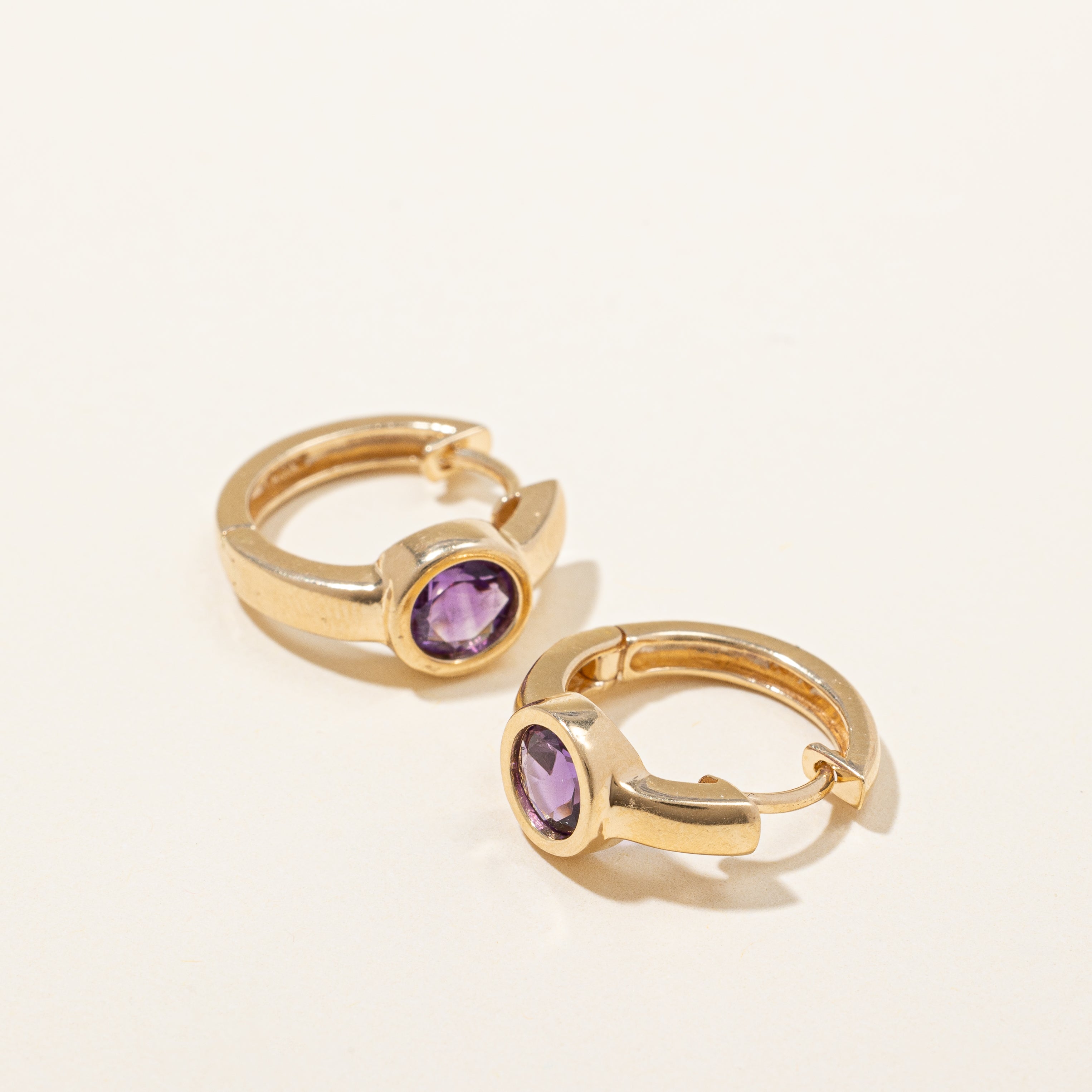 Boucles d'oreilles créoles en améthyste | 1,10 ct |