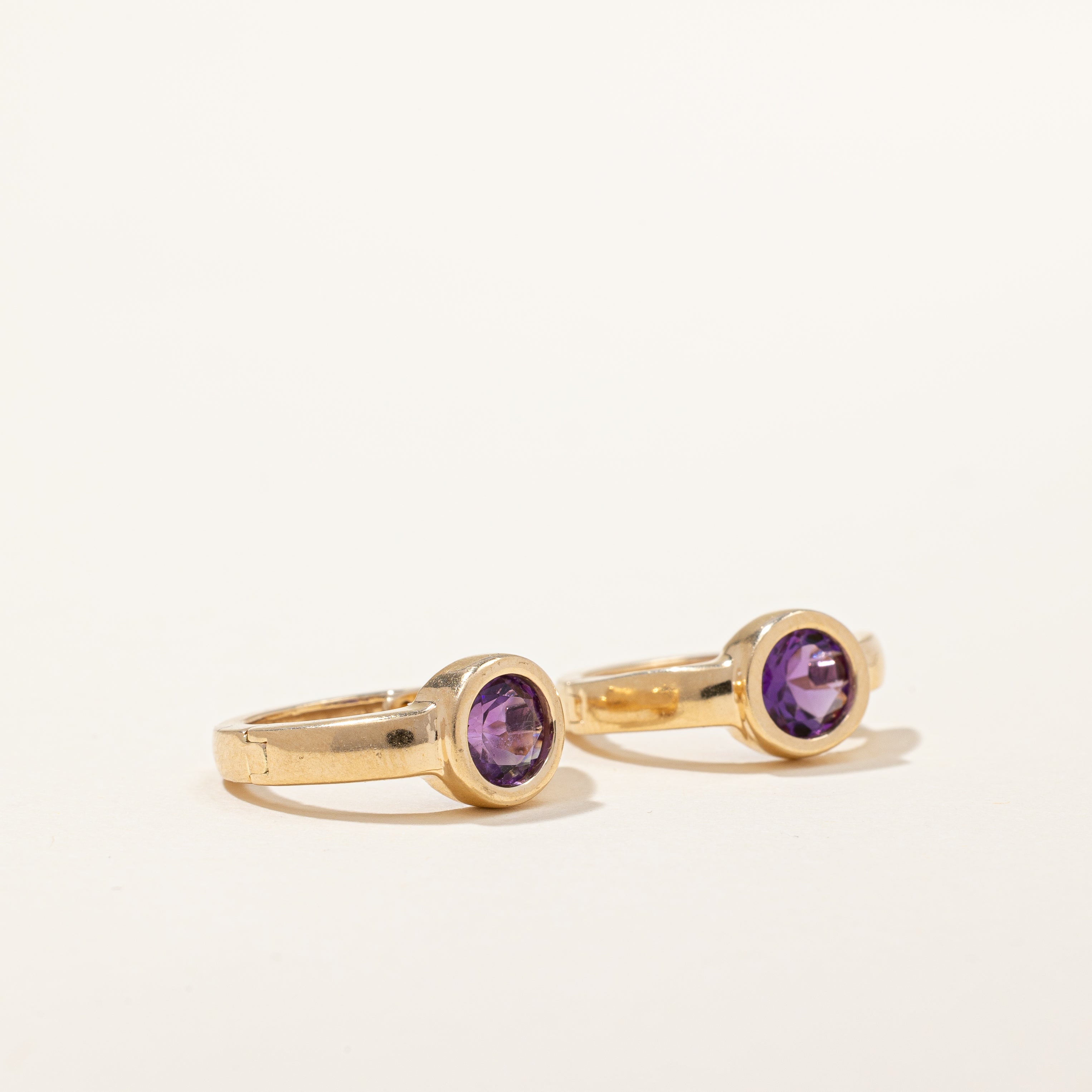 Boucles d'oreilles créoles en améthyste | 1,10 ct |