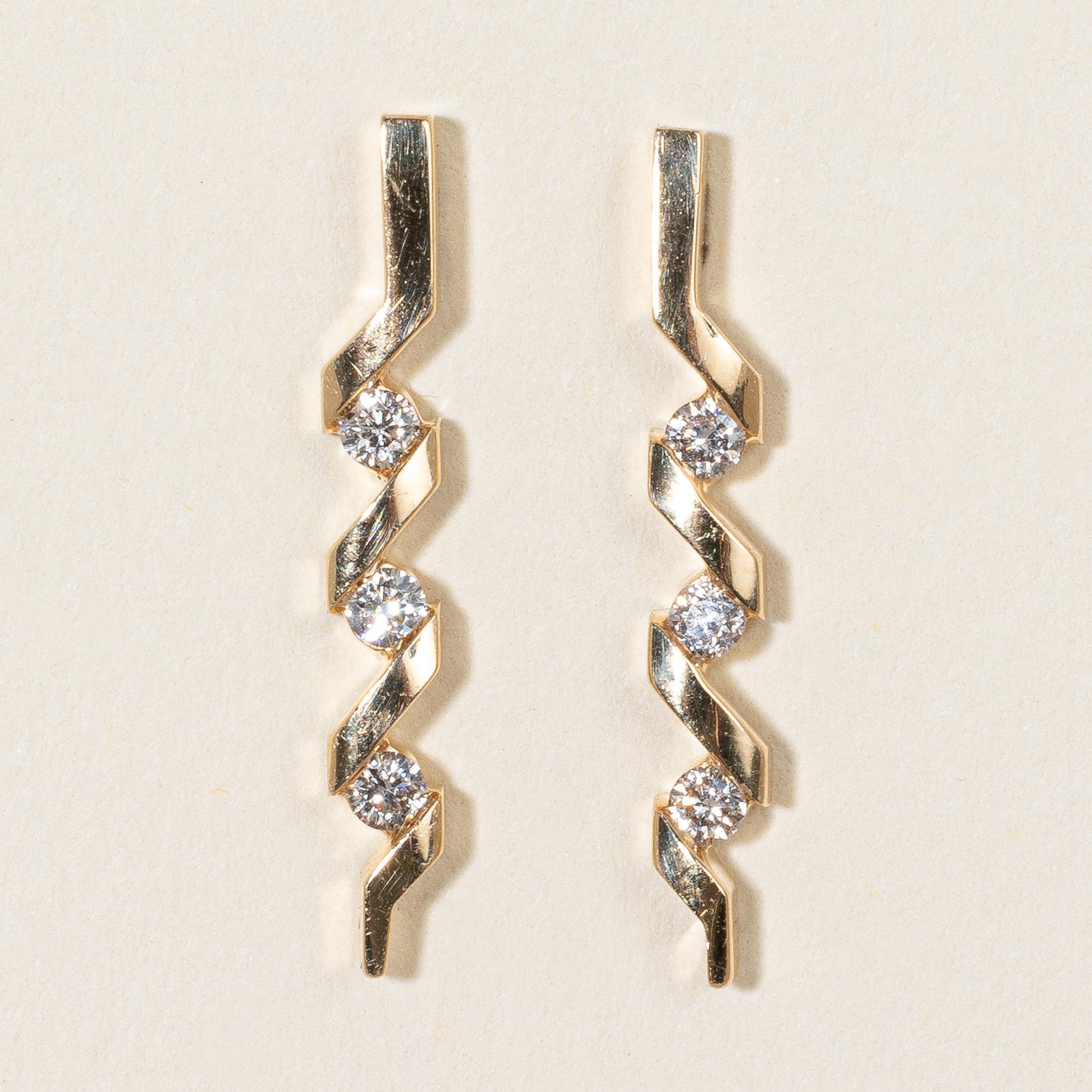 Diamond Drop Earrings | 0.15ctw |