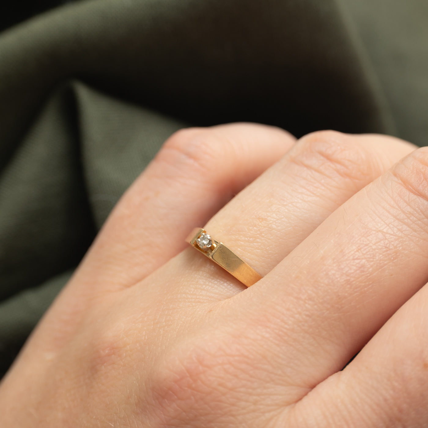 Solitaire Diamond Cathedral Ring | SZ 6