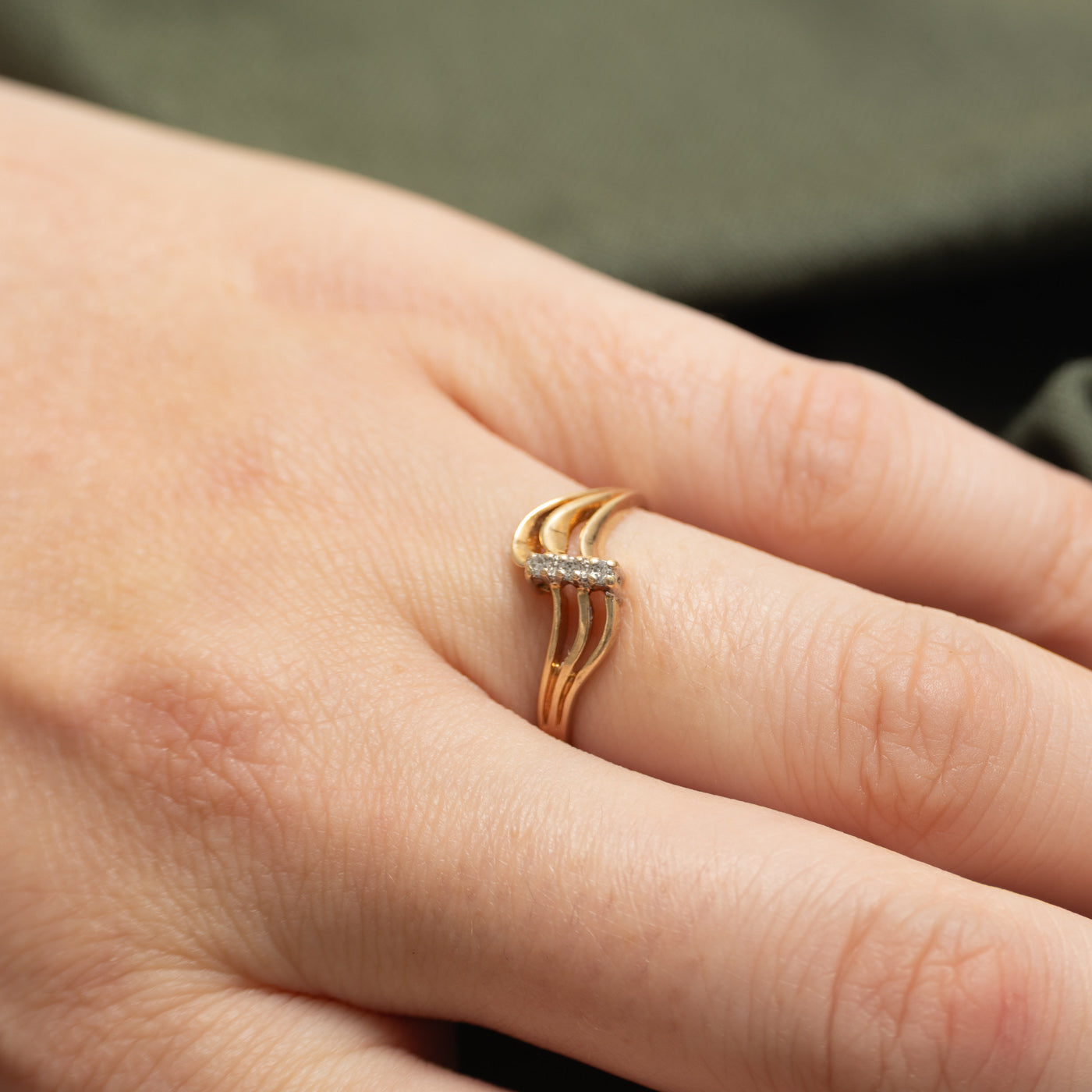 Diamond Column Open Wave Bypass Ring | SZ 6.25