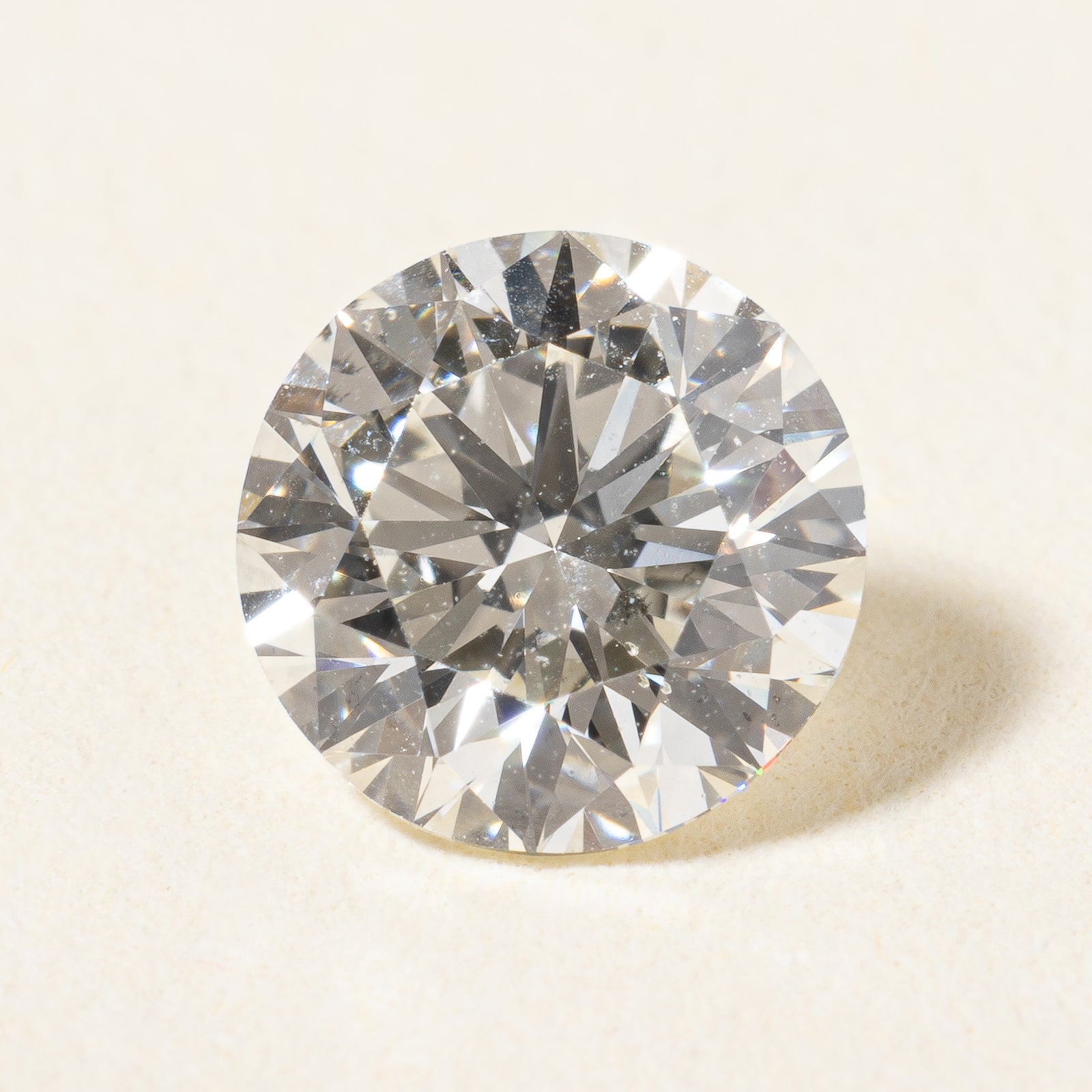 GIA-graded Round Brilliant Cut Natural Loose Diamond | 0.70ct |