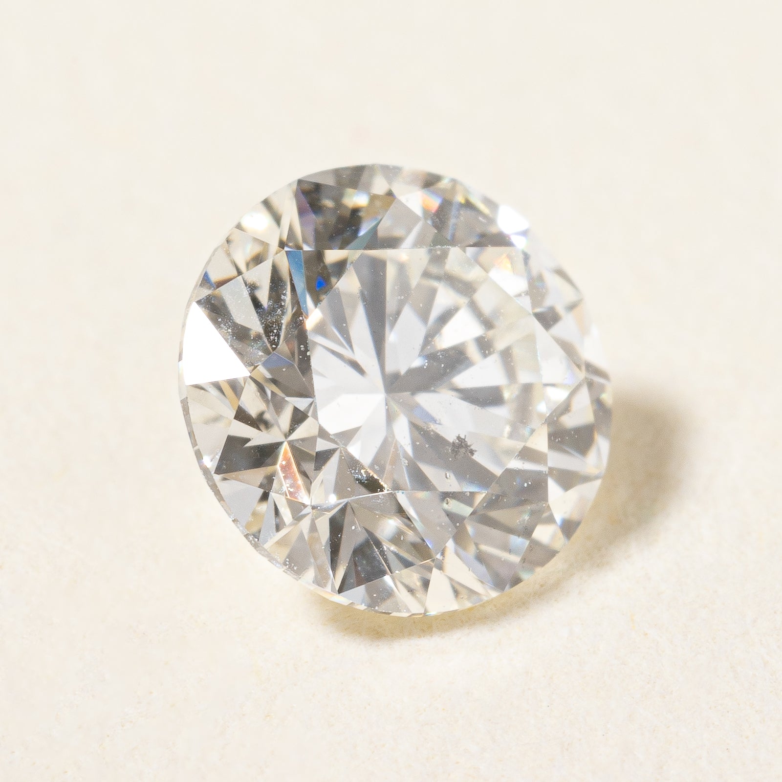 GIA-graded Round Brilliant Cut Natural Loose Diamond | 0.70ct |