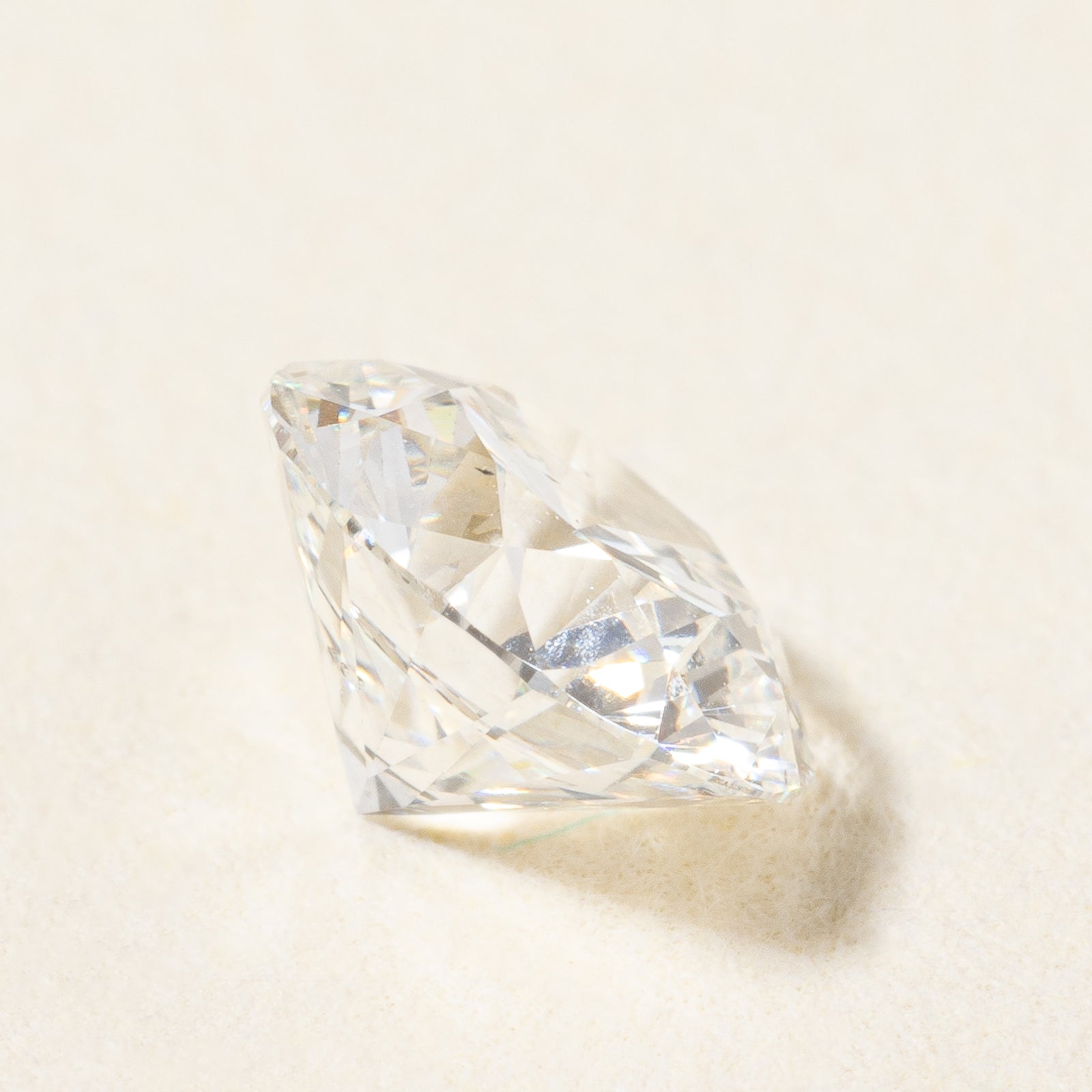 GIA-graded Round Brilliant Cut Natural Loose Diamond | GIA 0.60ct SI1 G |