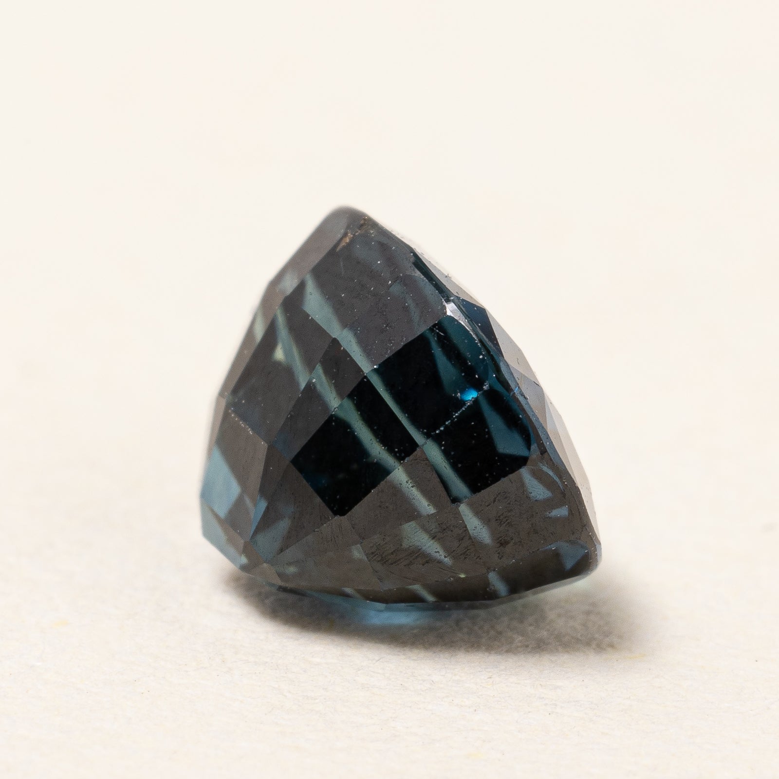 Oval Cut Loose Sapphire | 2.04ct |