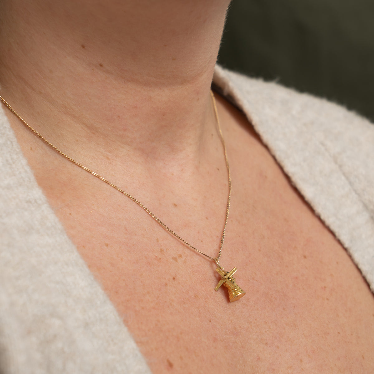 14k Yellow Gold Windmill Charm