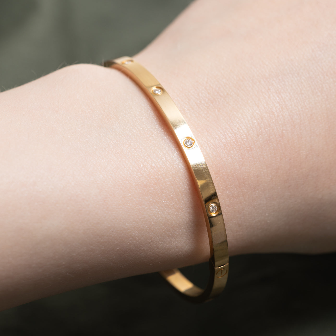 'Cartier' 10 Diamonds Love Bracelet Small Model | 0.21ctw | Cartier Size 18