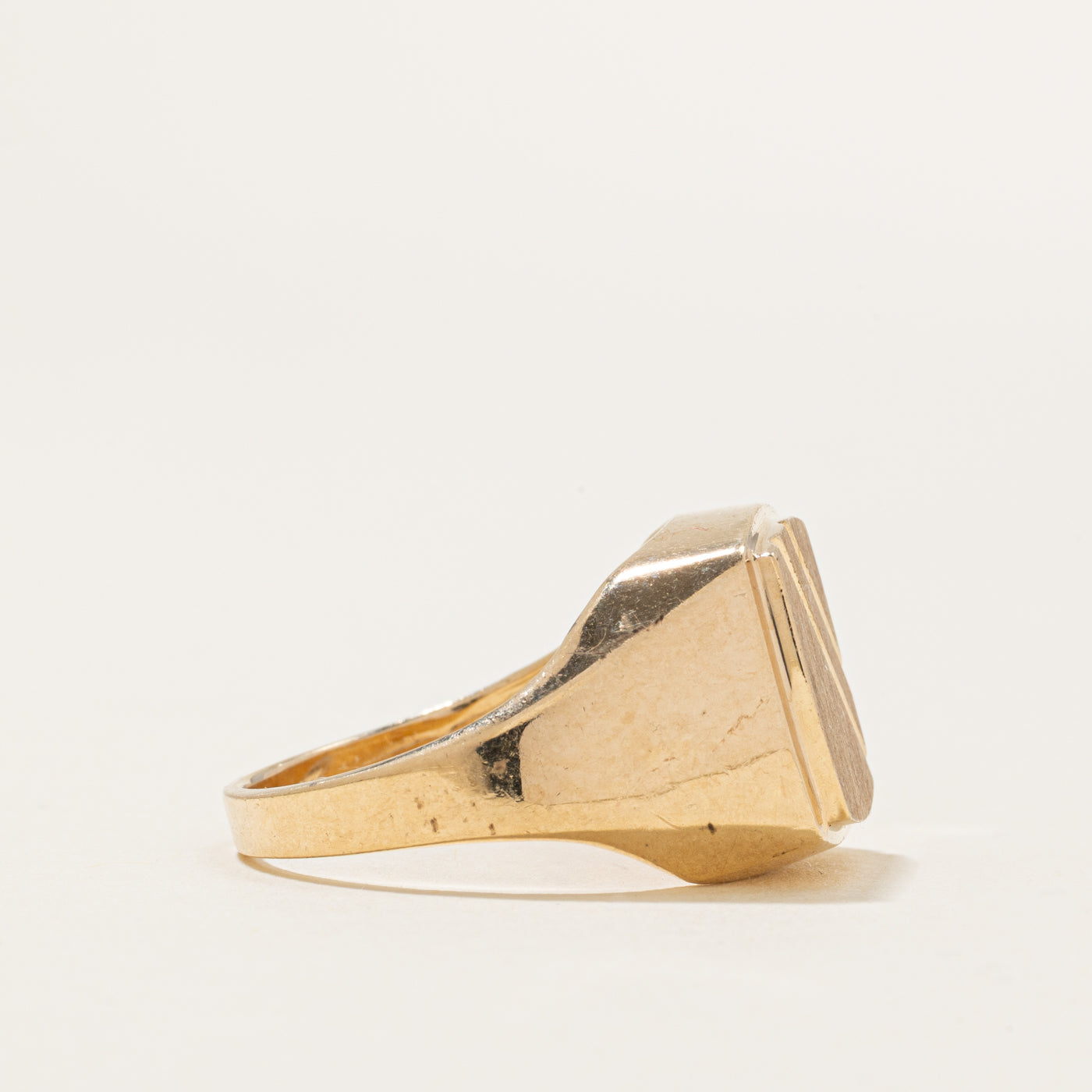 10k Yellow Gold Textured Signet Ring | SZ 10