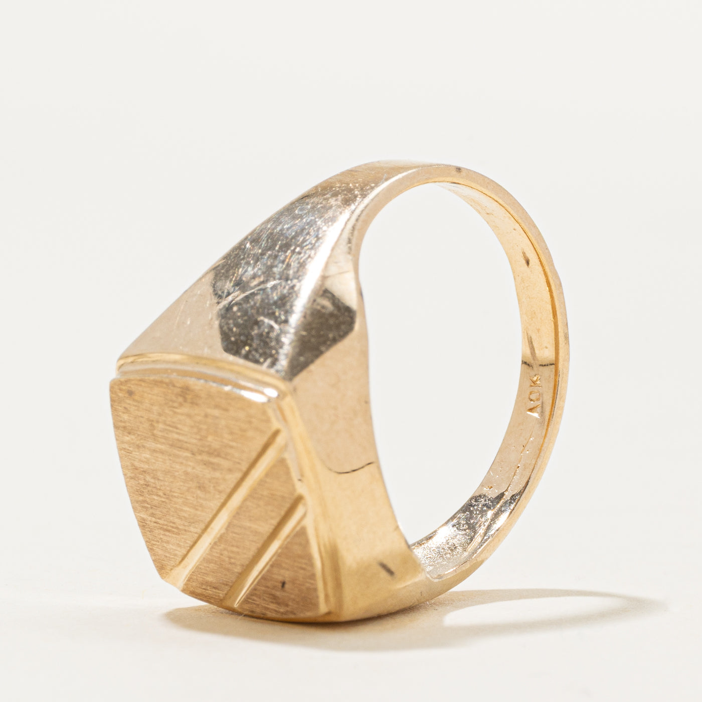 10k Yellow Gold Textured Signet Ring | SZ 10