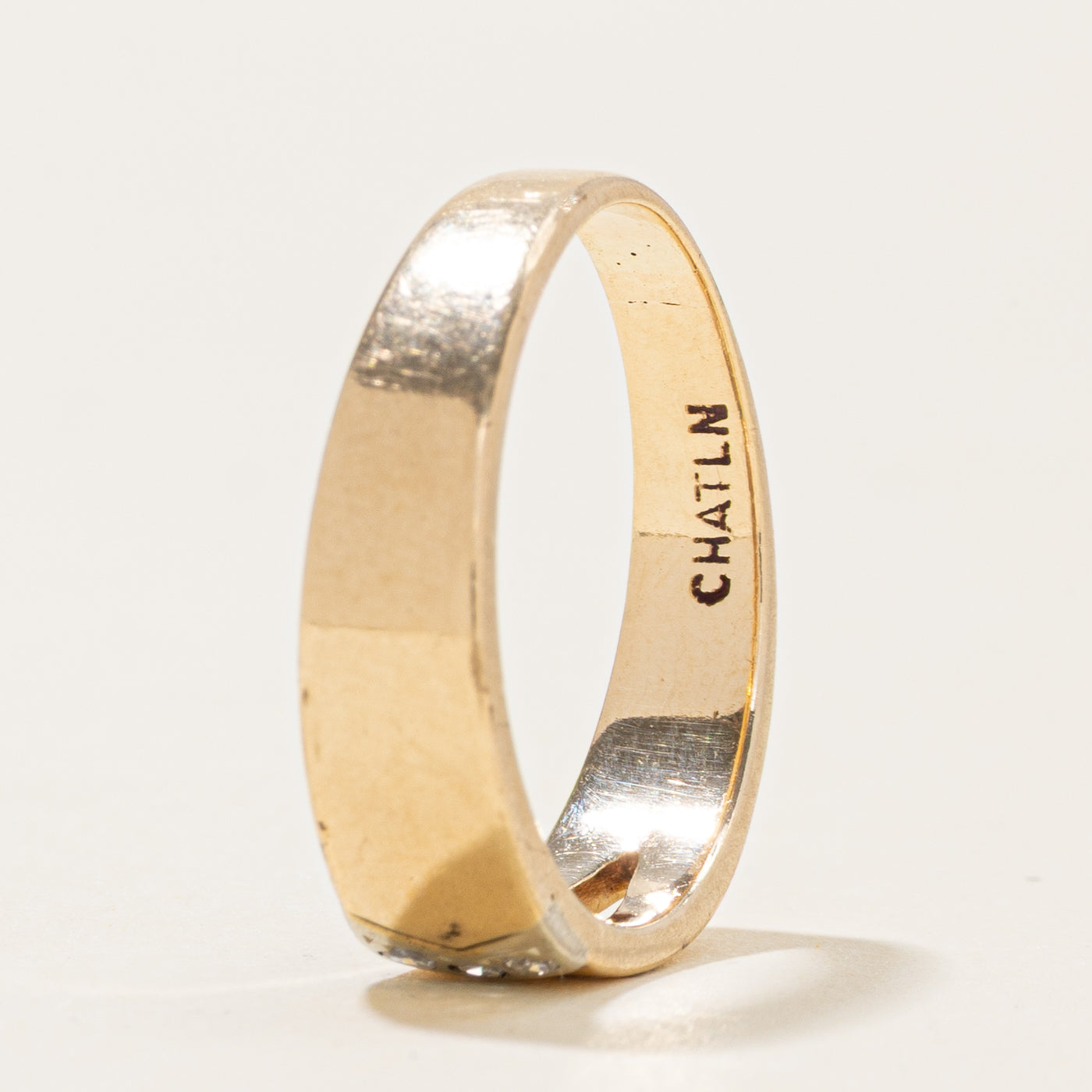 Three Stone Diamond Arrow Design Band | SZ 7