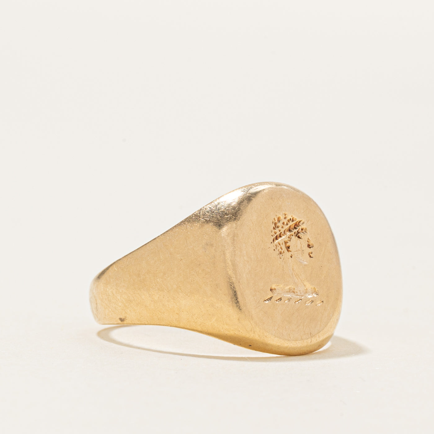 14k Yellow Gold Profile Intaglio Signet Ring | SZ 6.25