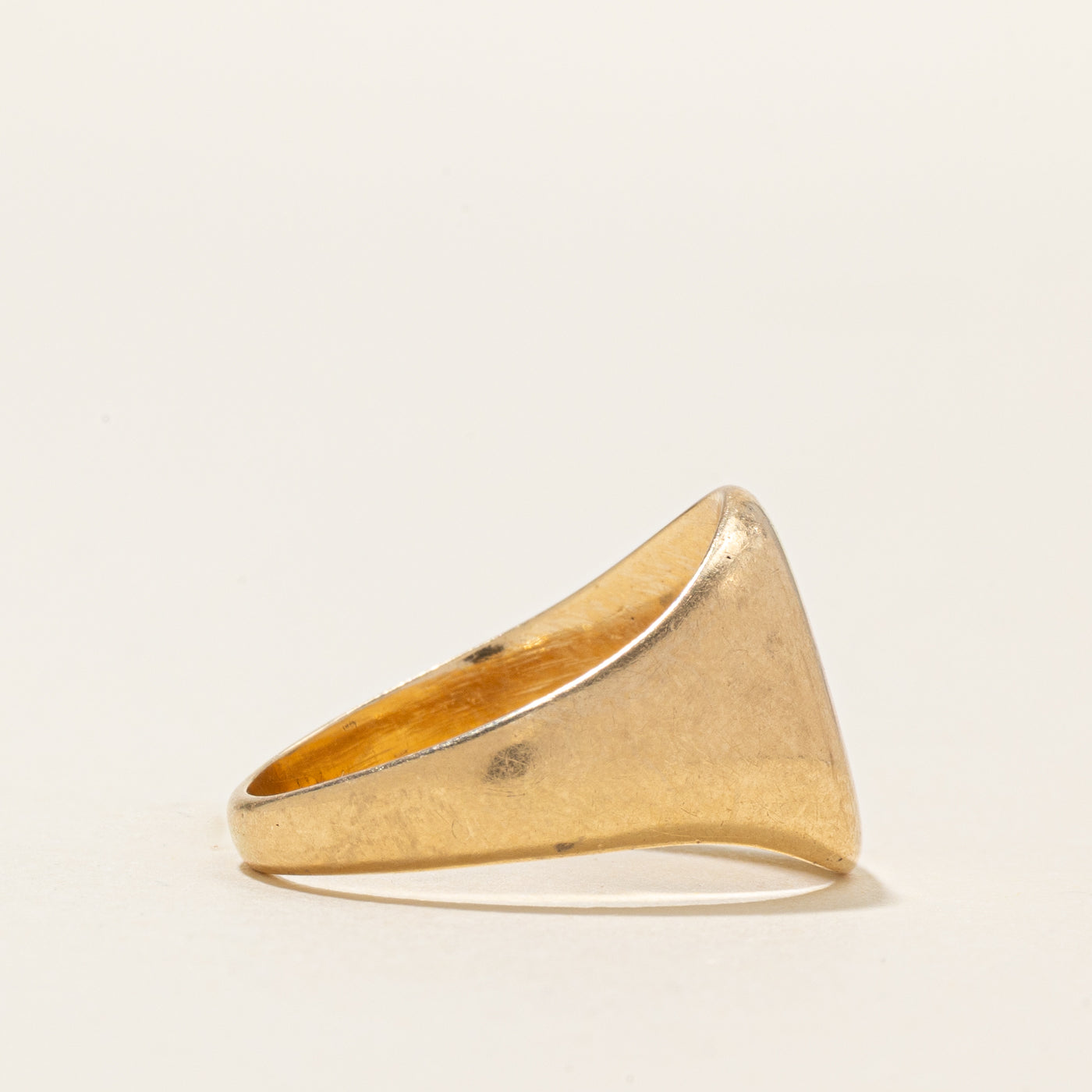 14k Yellow Gold Profile Intaglio Signet Ring | SZ 6.25