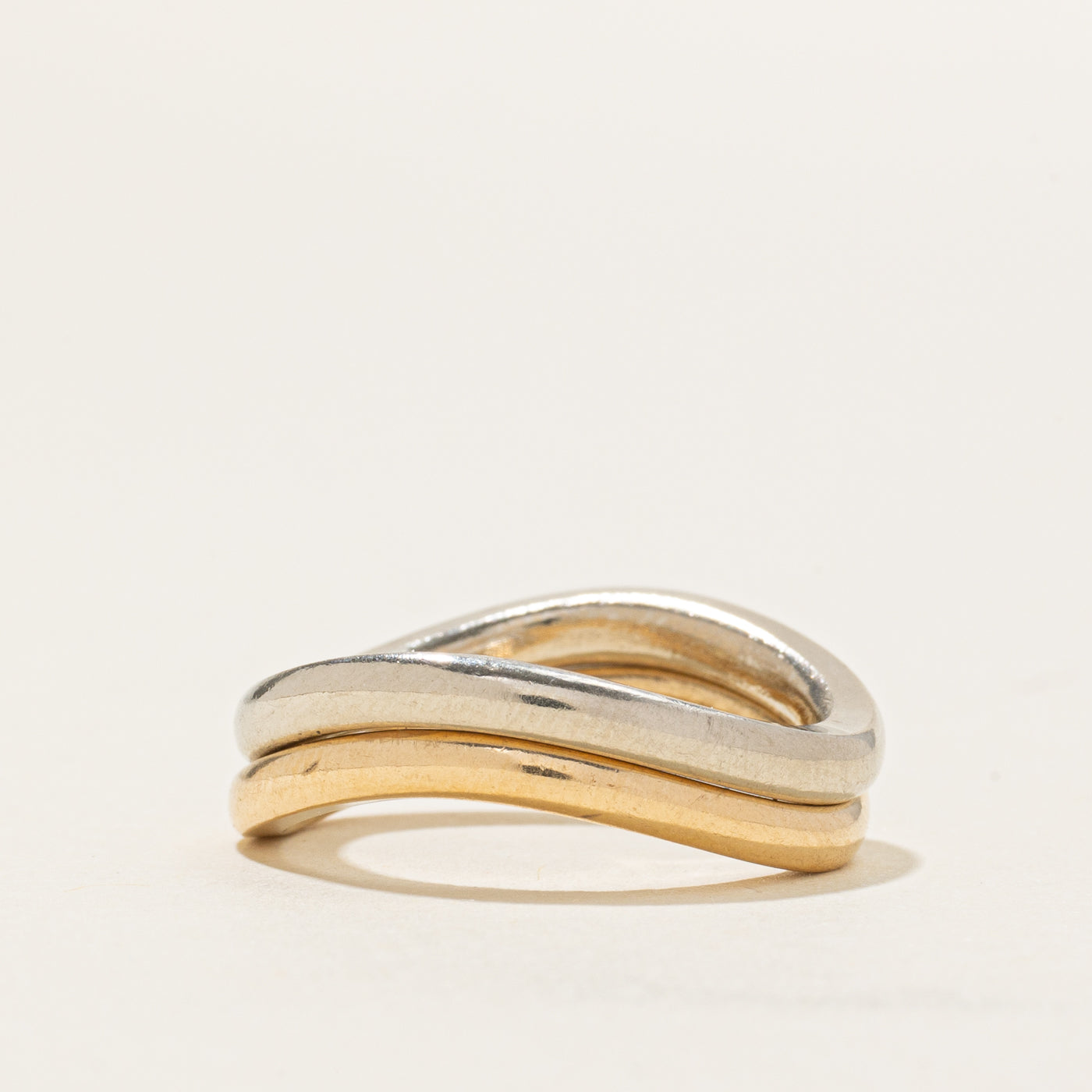 18k Two Tone Gold Curved Bands | SZ 6