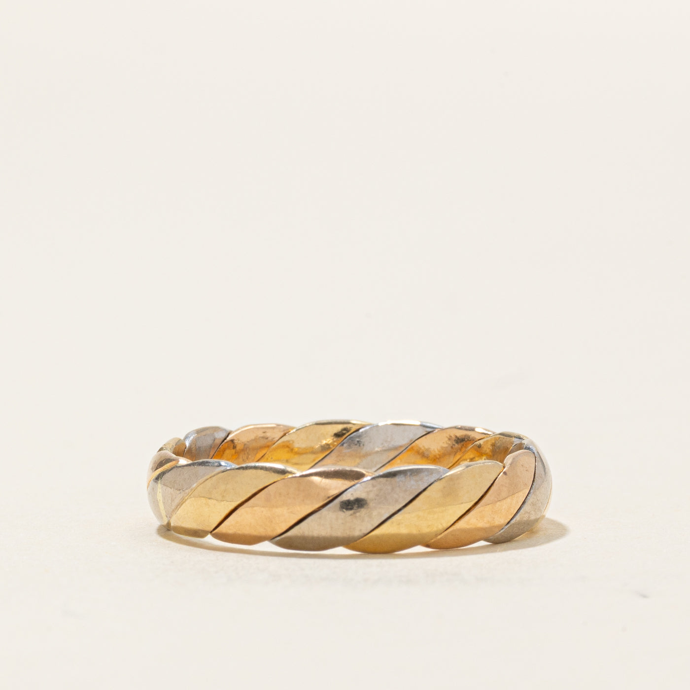 18k Tri Toned Gold Twisted Ring | SZ 7.75
