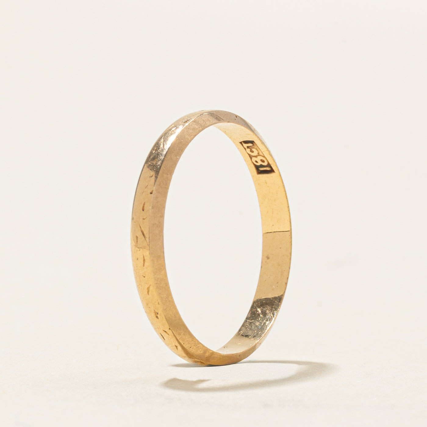 18k Yellow Gold Textured Band | 2.60mm | SZ 5.75