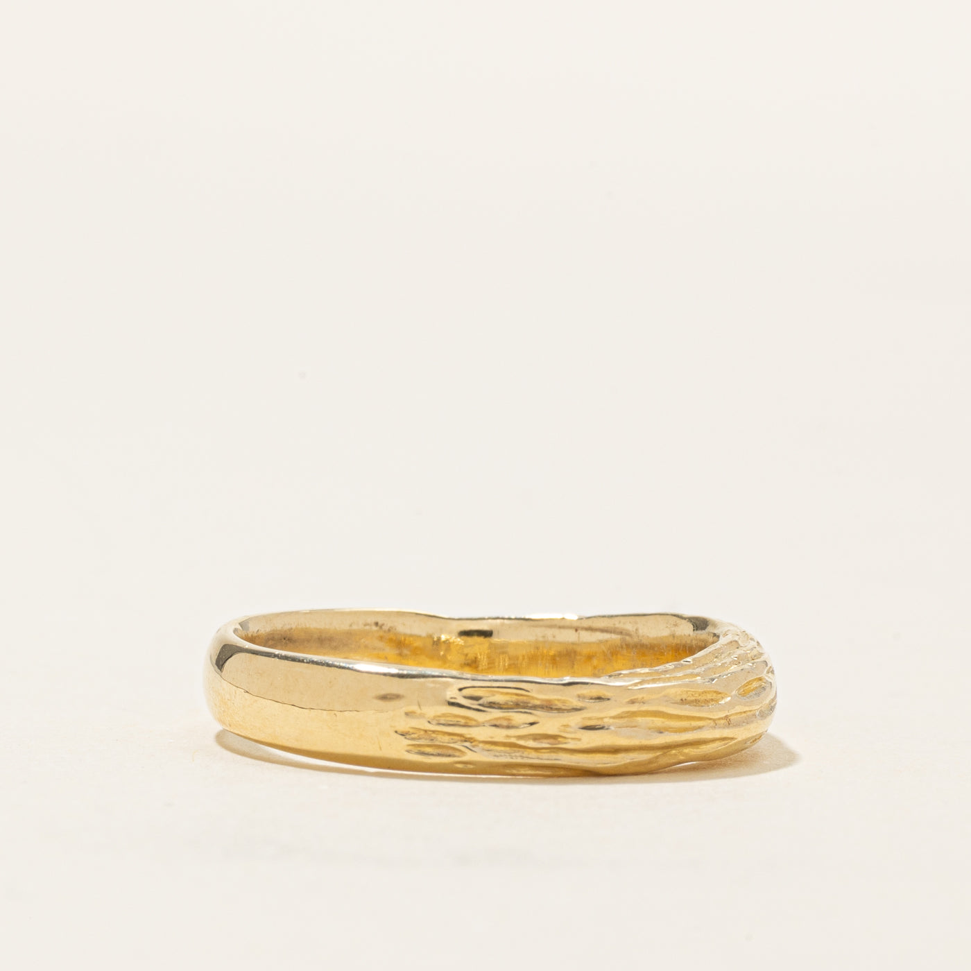 18k Yellow Gold Textured Band | SZ 9.5