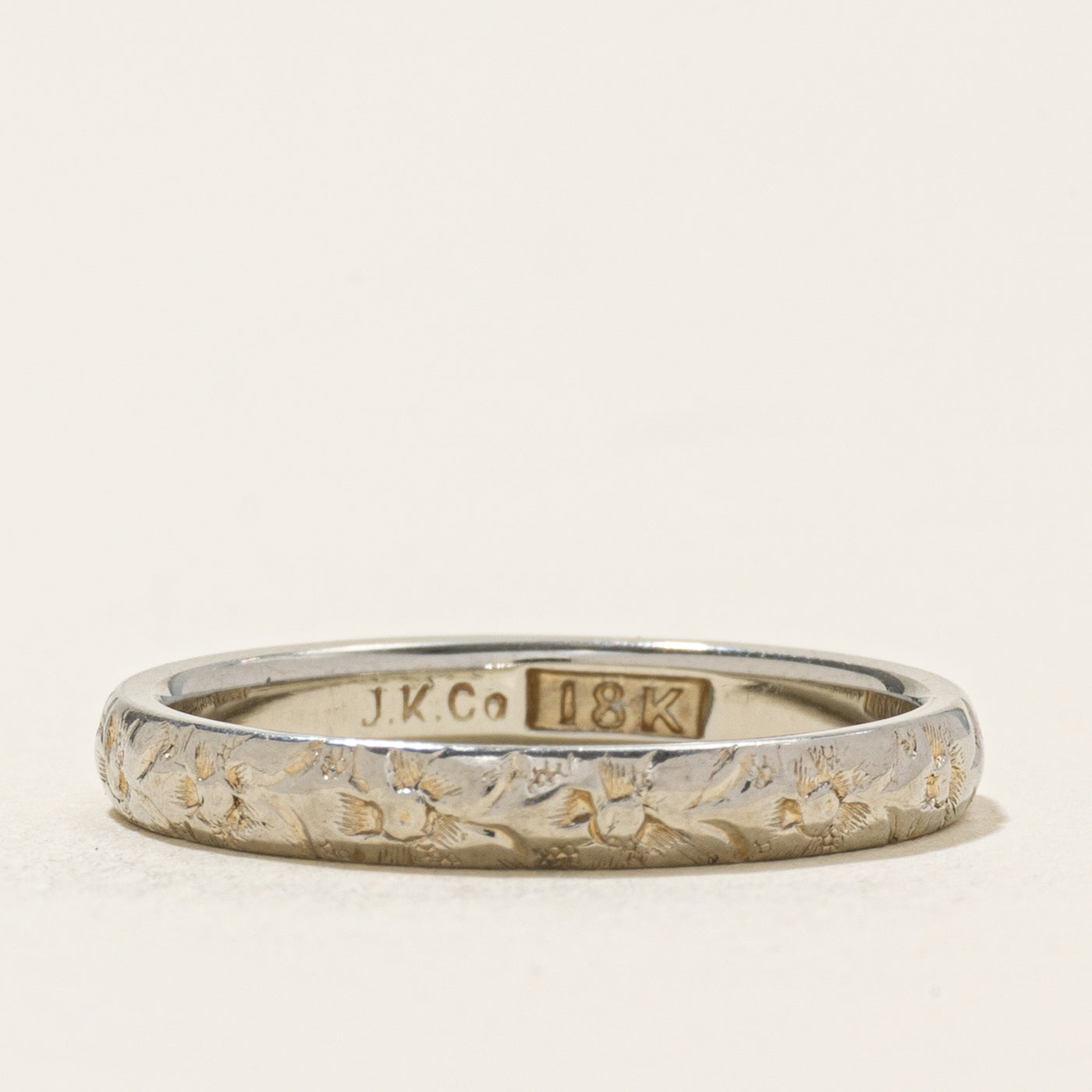 Alliance texturée en or blanc 18 carats | 2,65 mm | Taille 6