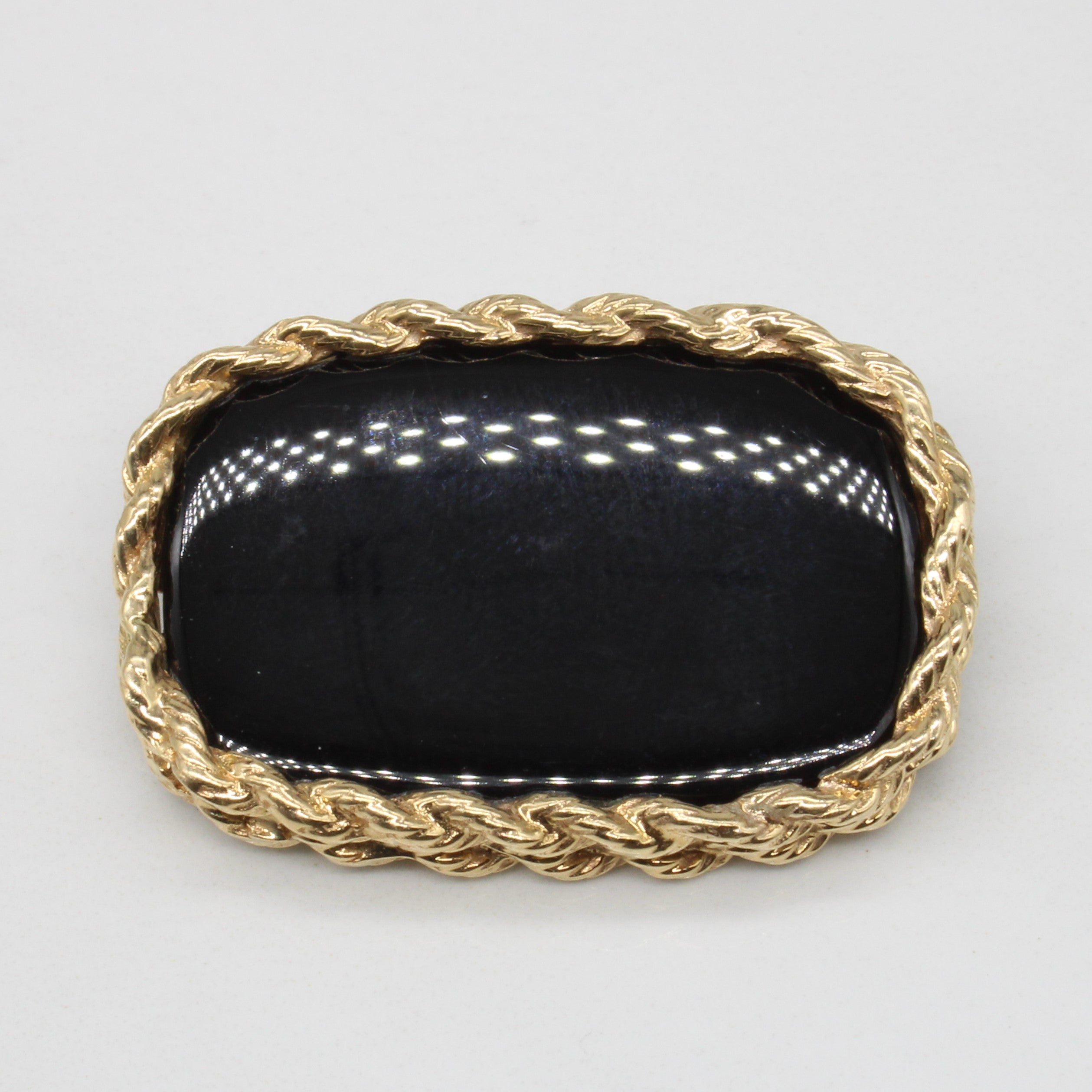 Onyx Brooch | 25.50ct |
