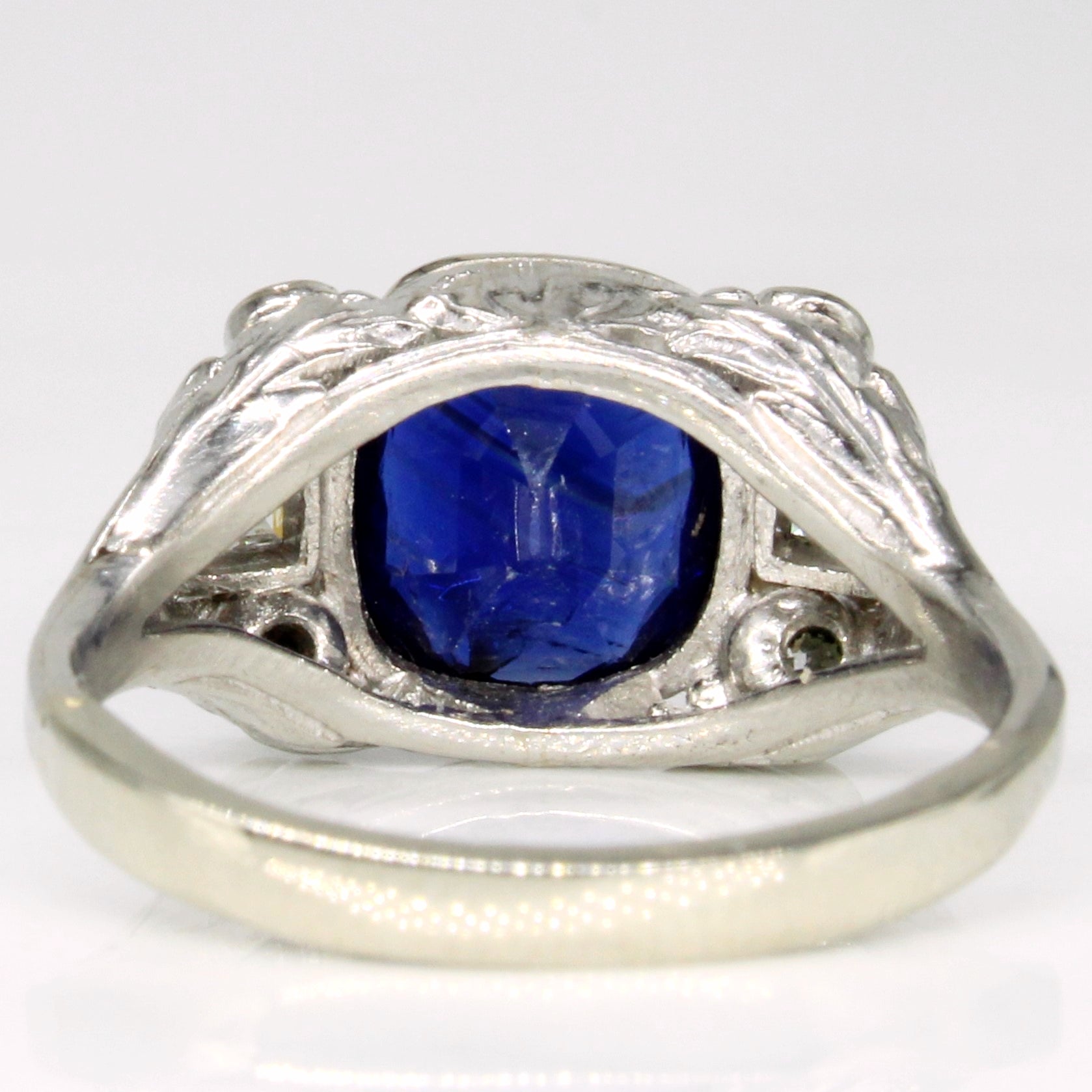 Sapphire & Diamond Vintage Style Ring | 1.75ct, 0.12ctw | SZ 4.5 |