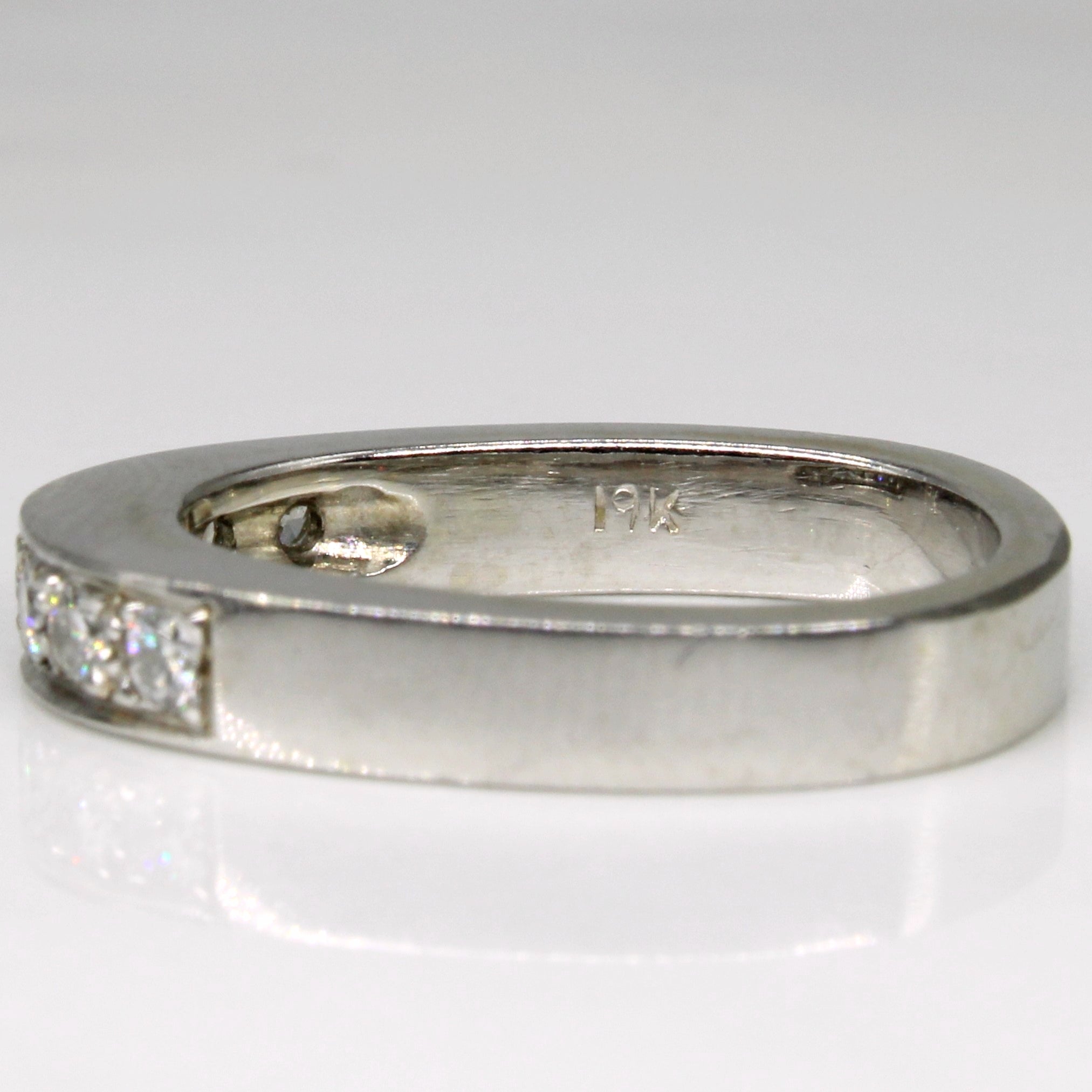 Seven Stone Diamond Ring | 0.25ctw | SZ 3.5 |