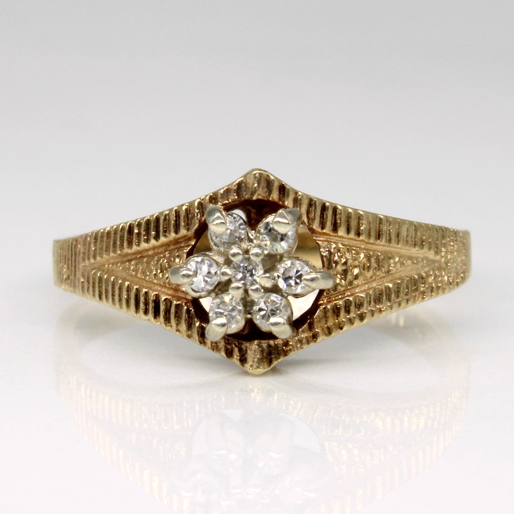 Bague sertie de diamants en grappe | 0,05 ct au total | Taille 4,75 |