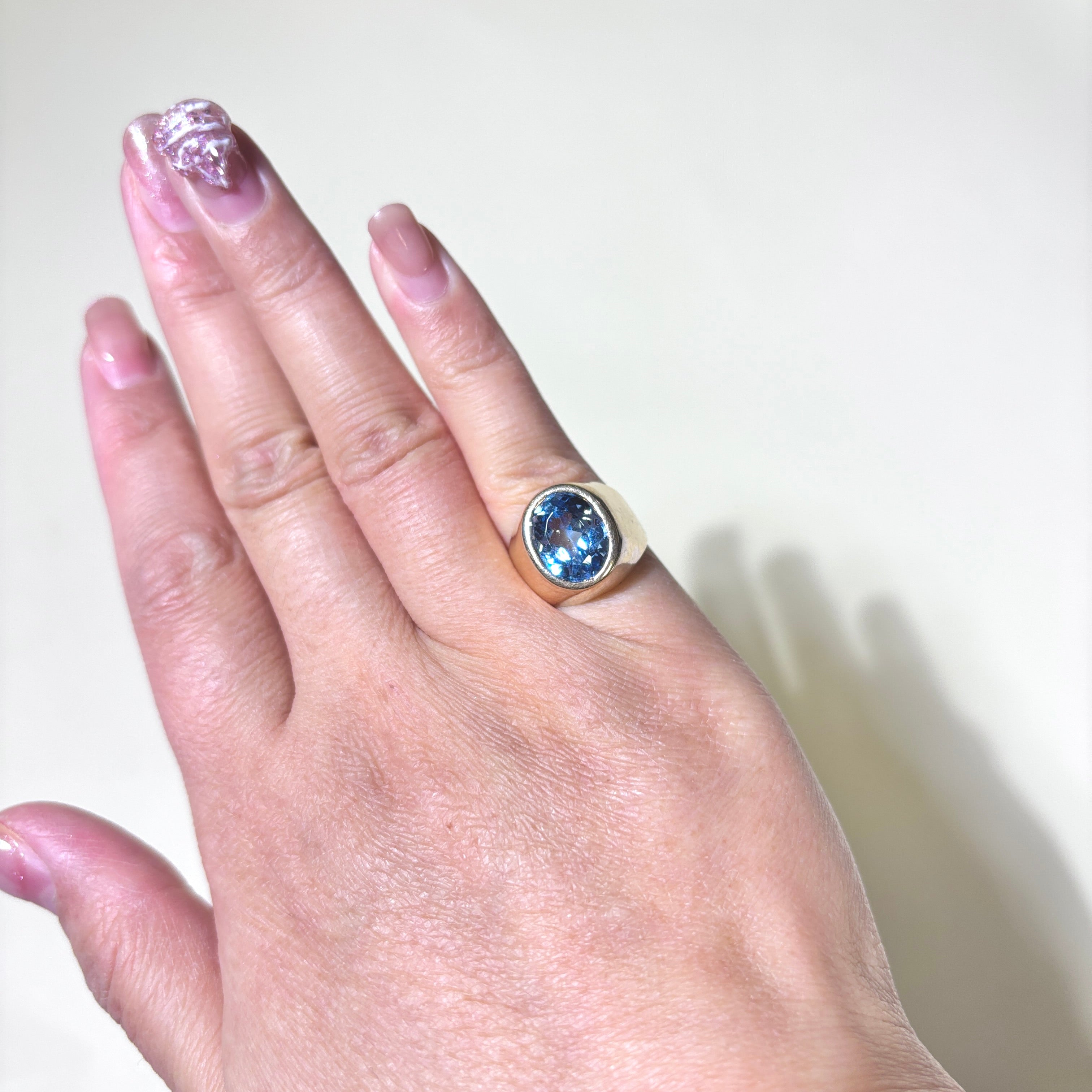 10k Bezel Set Synthetic Spinel Cocktail Ring | 5.00ct | SZ 4.5