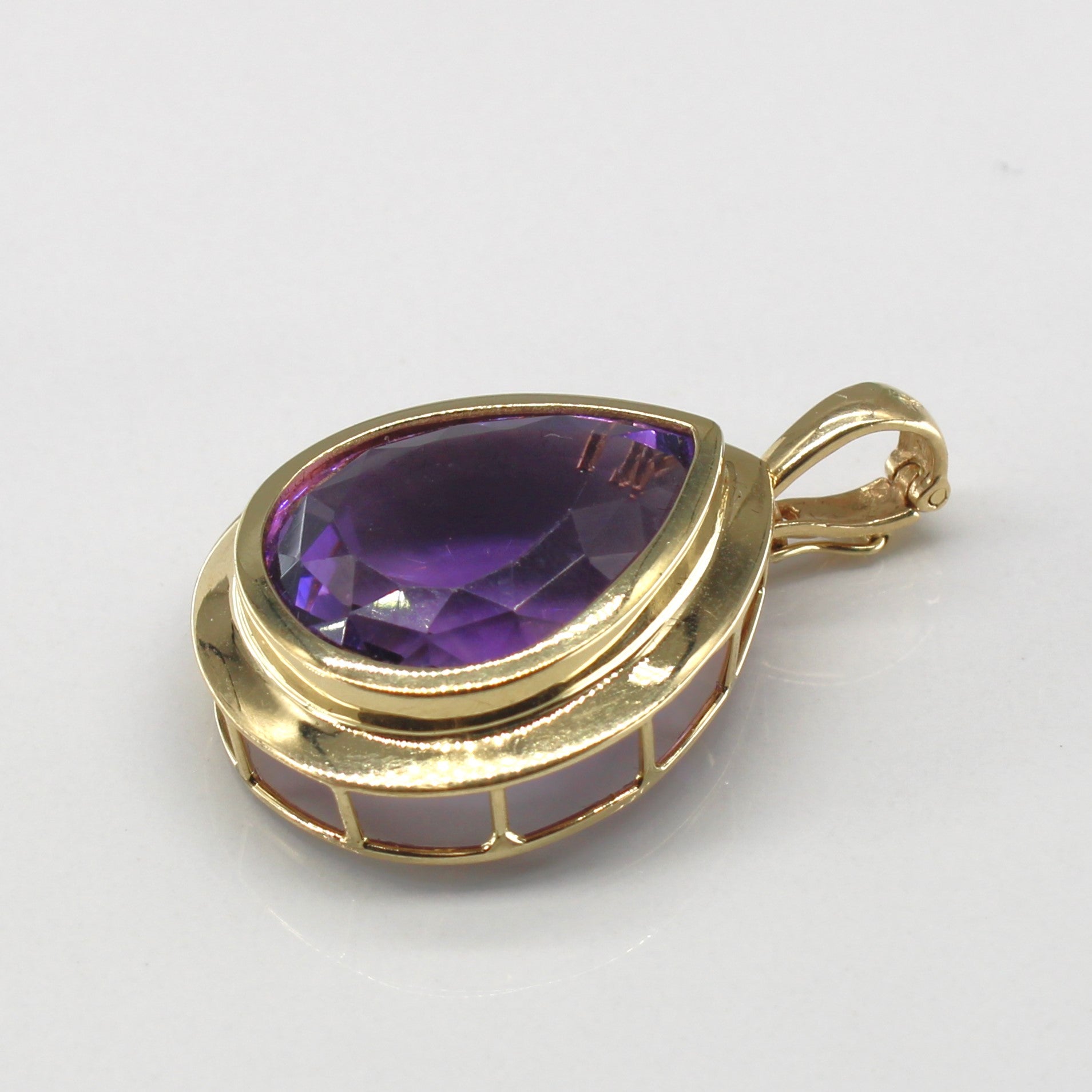 Bezel Set Amethyst Pendant | 16.00ct |
