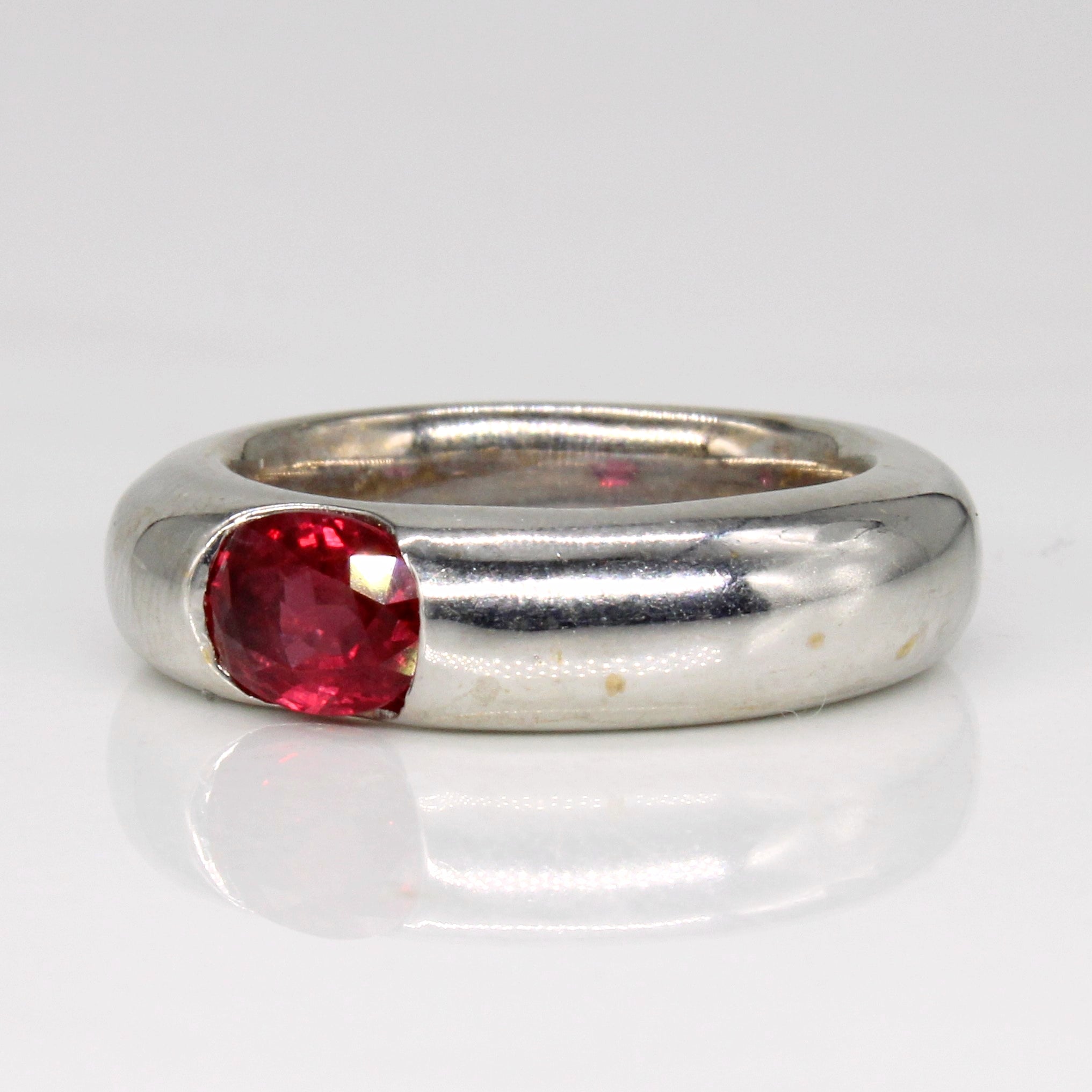 Bague rubis taille ovale | 0,85 ct | Taille 4,5 |