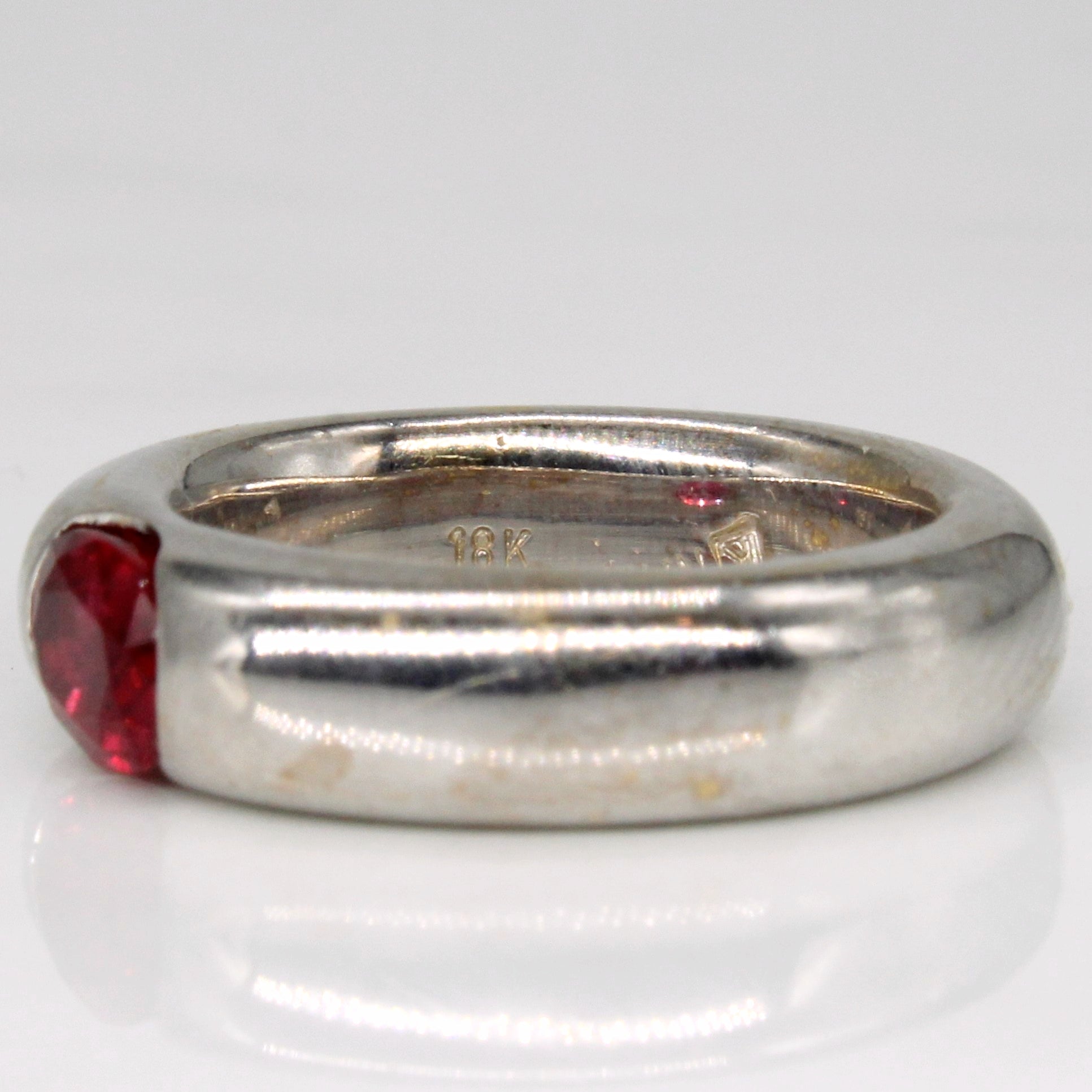 Bague rubis taille ovale | 0,85 ct | Taille 4,5 |