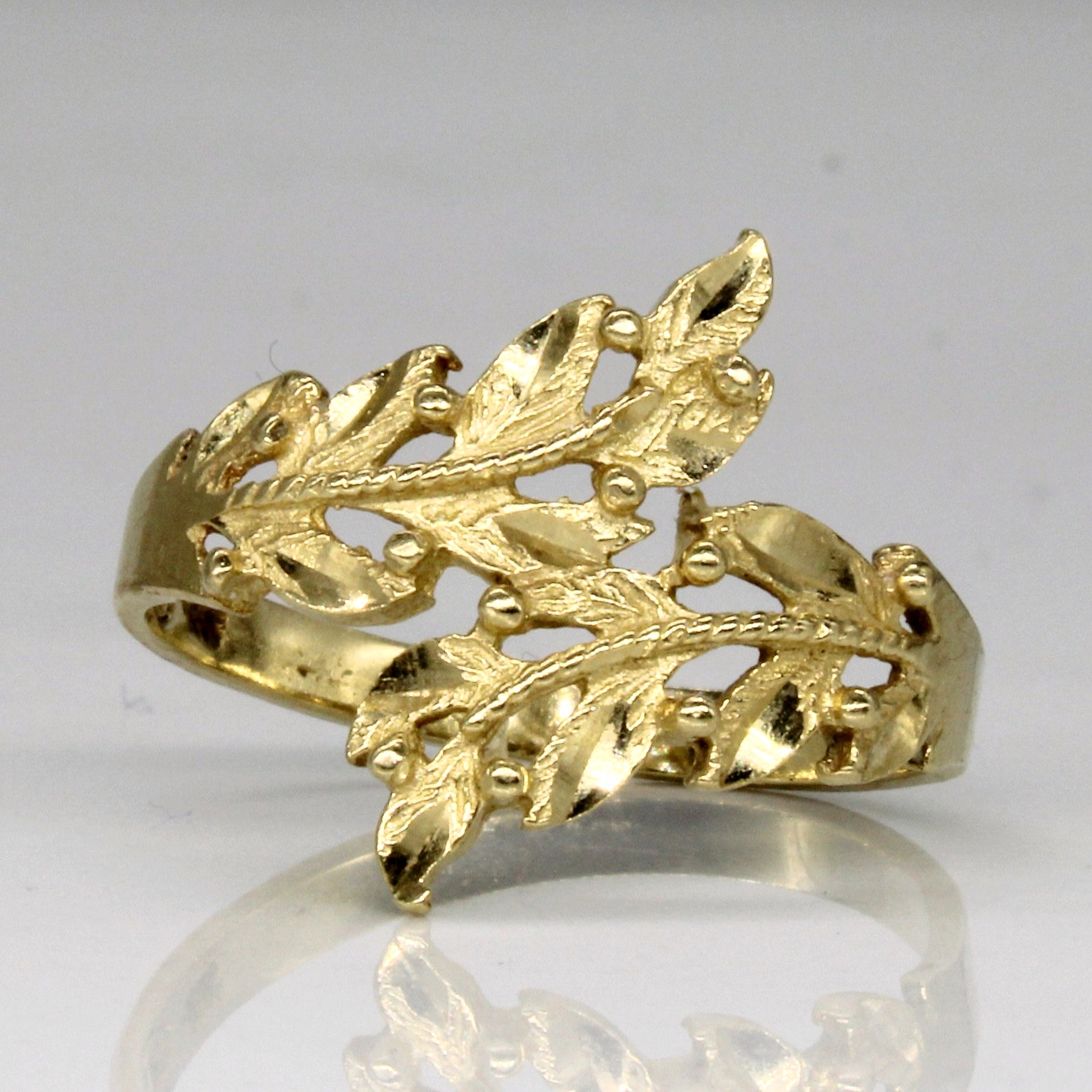 Bague feuille en or jaune 10 carats | Taille 8,75 |