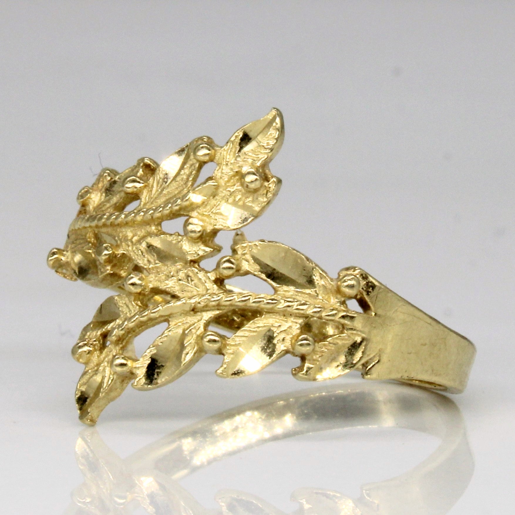 Bague feuille en or jaune 10 carats | Taille 8,75 |