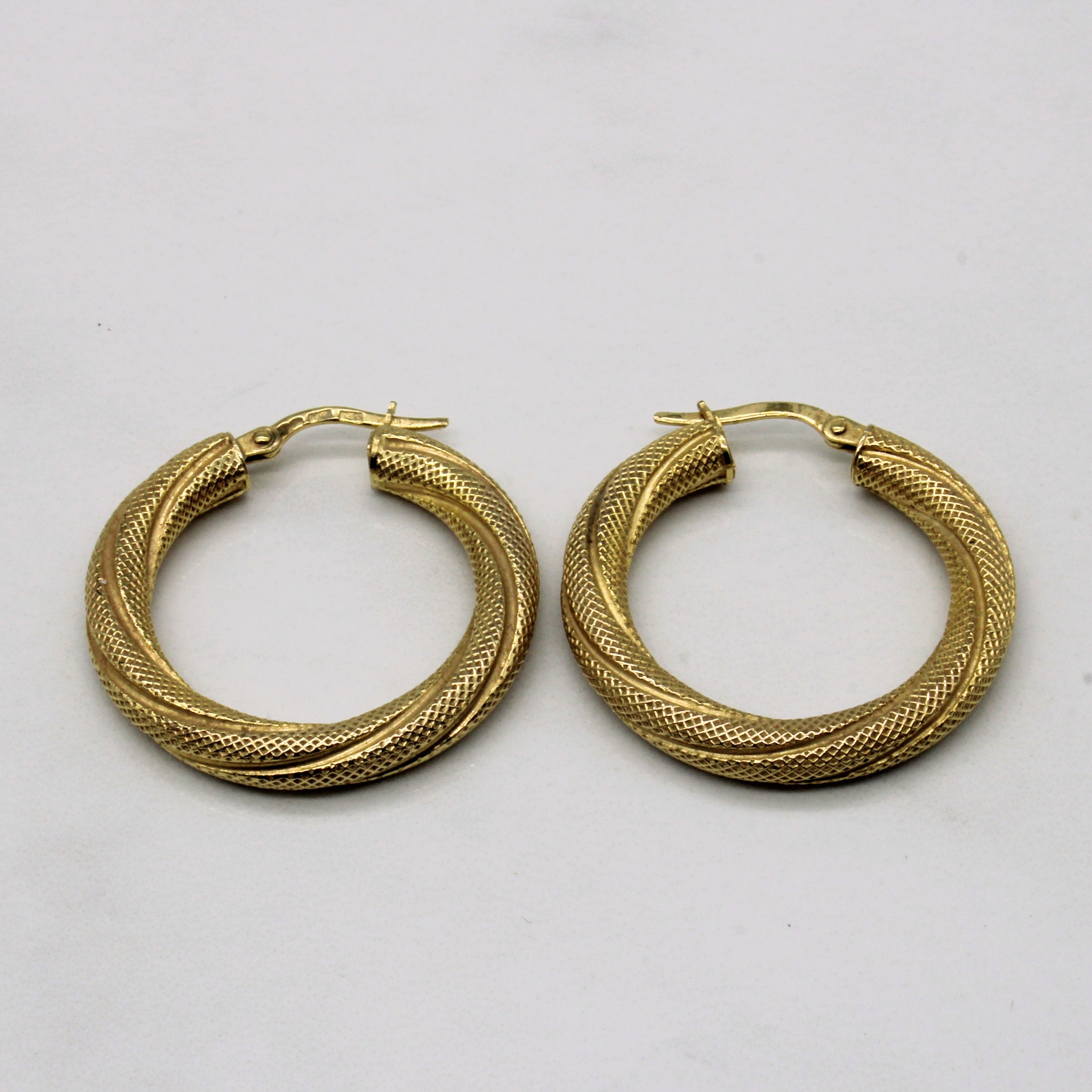 14k Yellow Gold Hoop Earrings