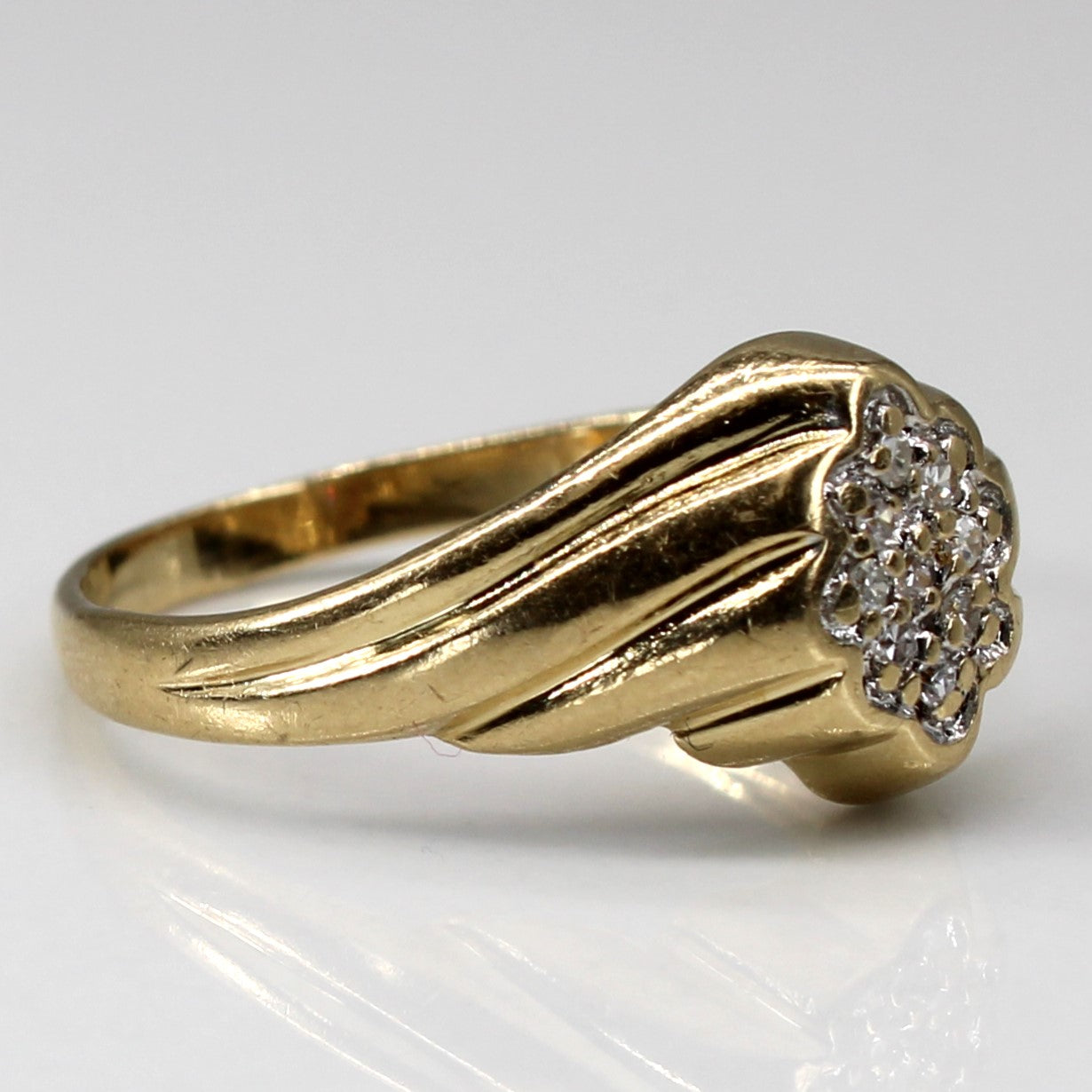 Cluster Diamond Textured Gold Ring | 0.09ctw | SZ 6.5 |