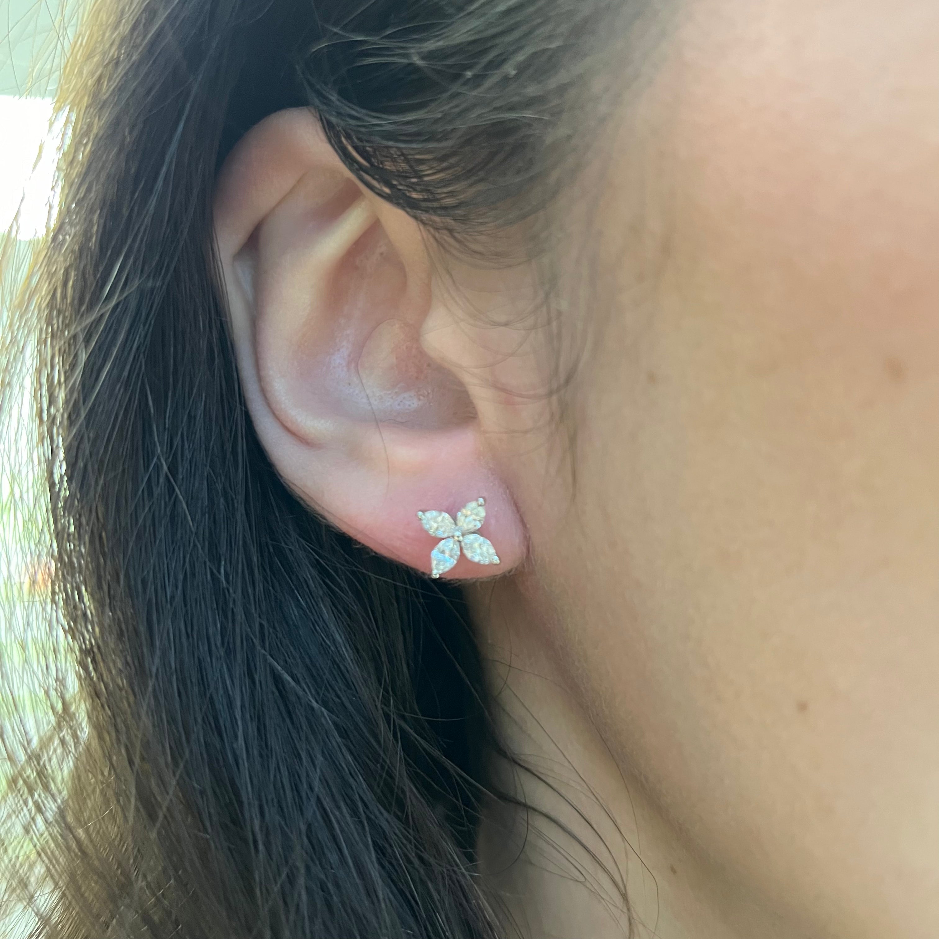 'Tiffany & Co.' Victoria Diamond Earrrings in Platinum | 0.64ctw |