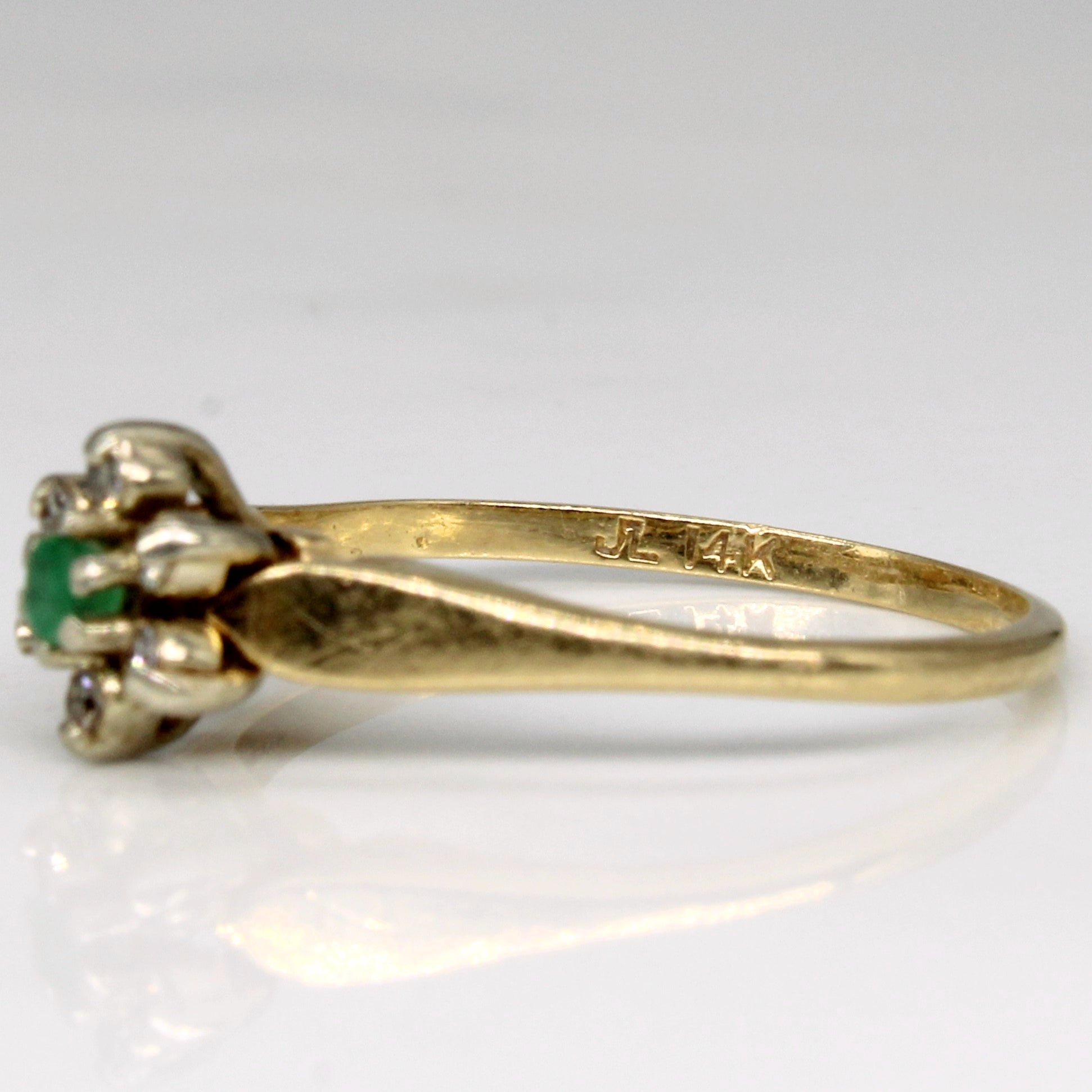 Diamond & Emerald Cluster Ring | 0.03ctw, 0.02ct | SZ 5.5 |