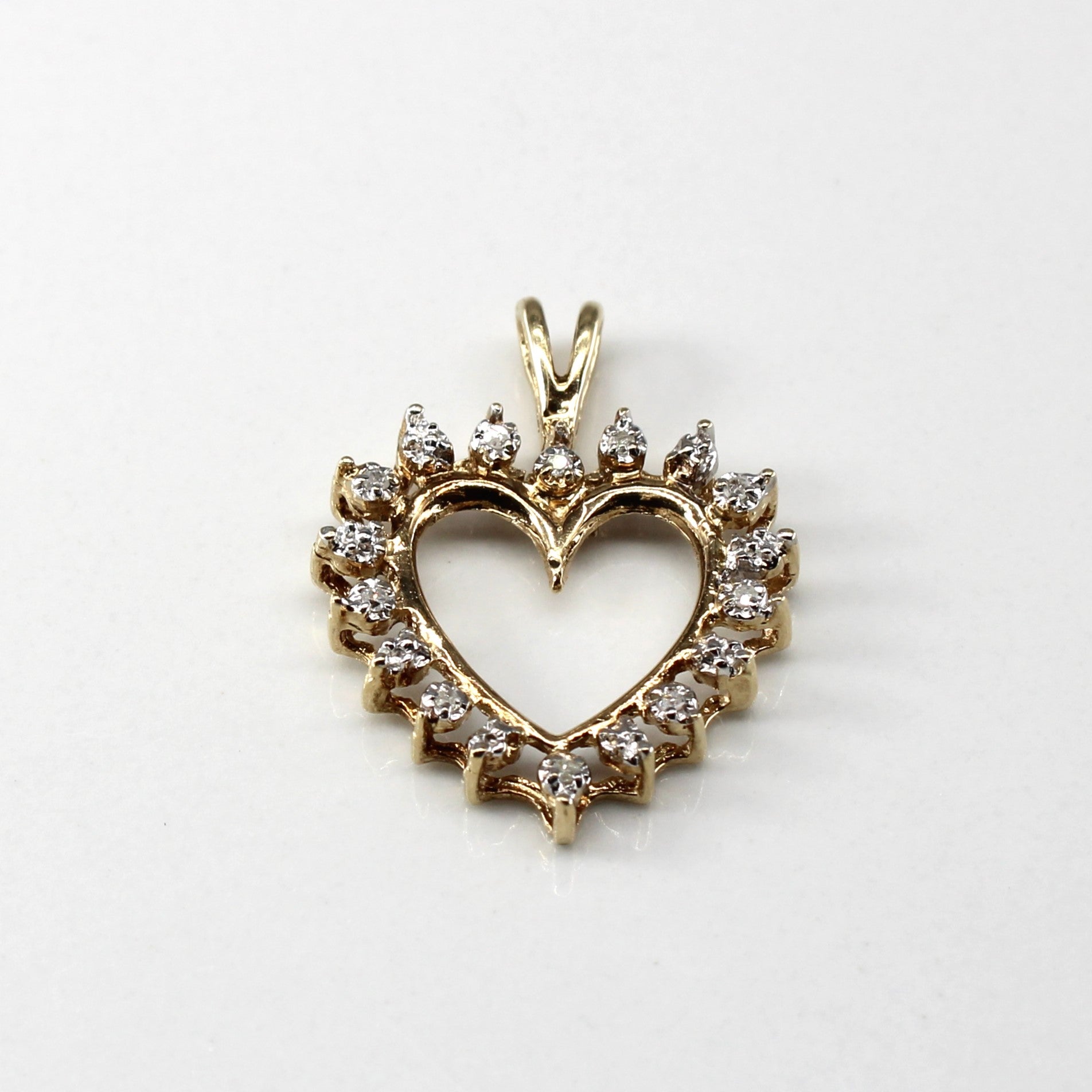 Diamond Heart Pendant | 0.04ctw |