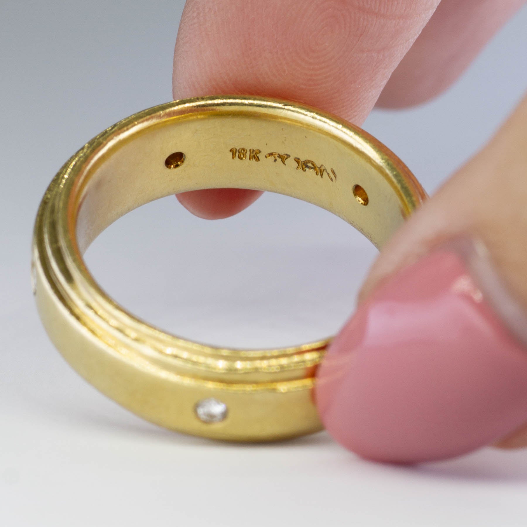 Flush Set Diamond Band | 0.15ctw | SZ 10.5 |