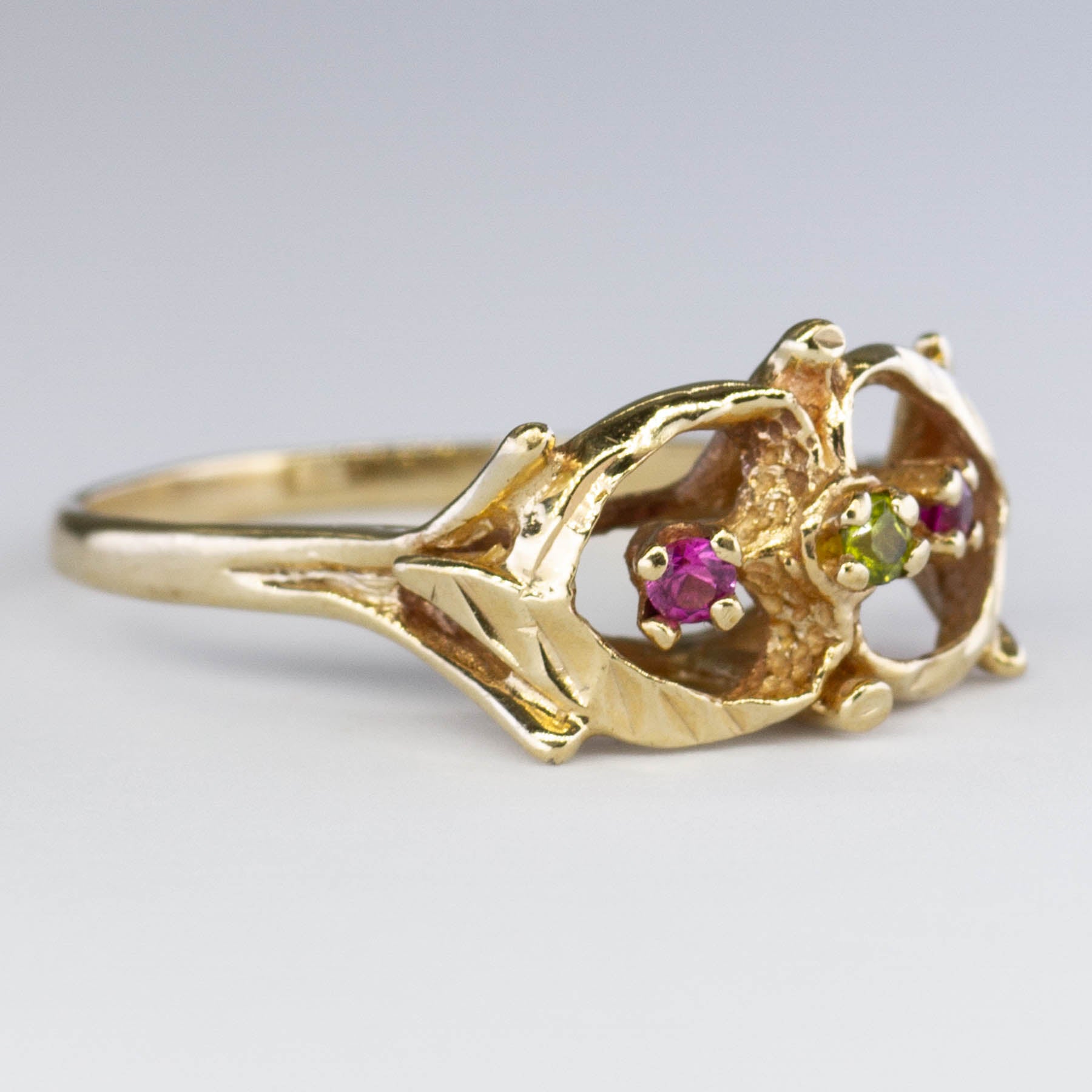 Open Work Three Stone Ring | 0.10ctw | SZ 6.75 |