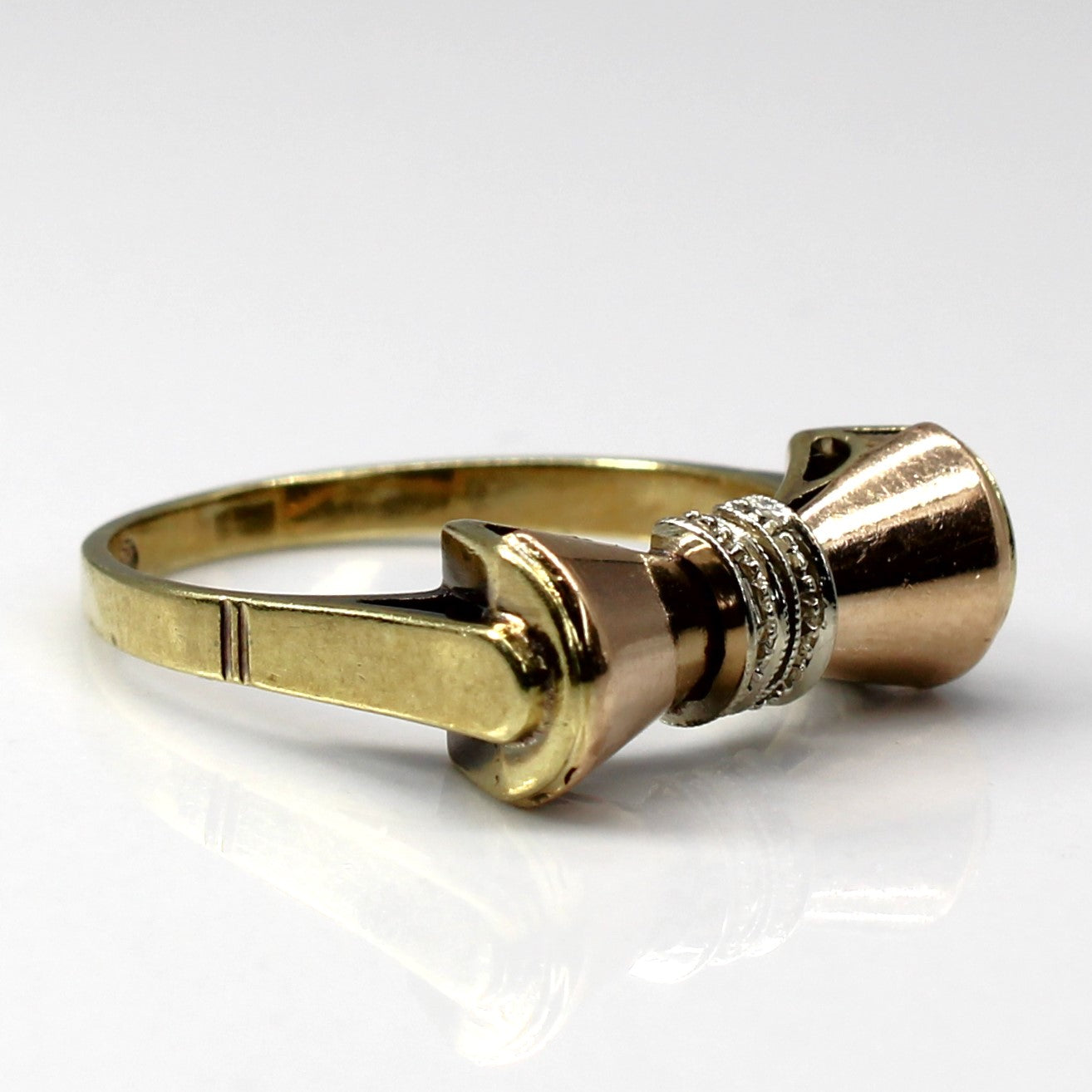 Bague nœud papillon dorée | Taille 7 |