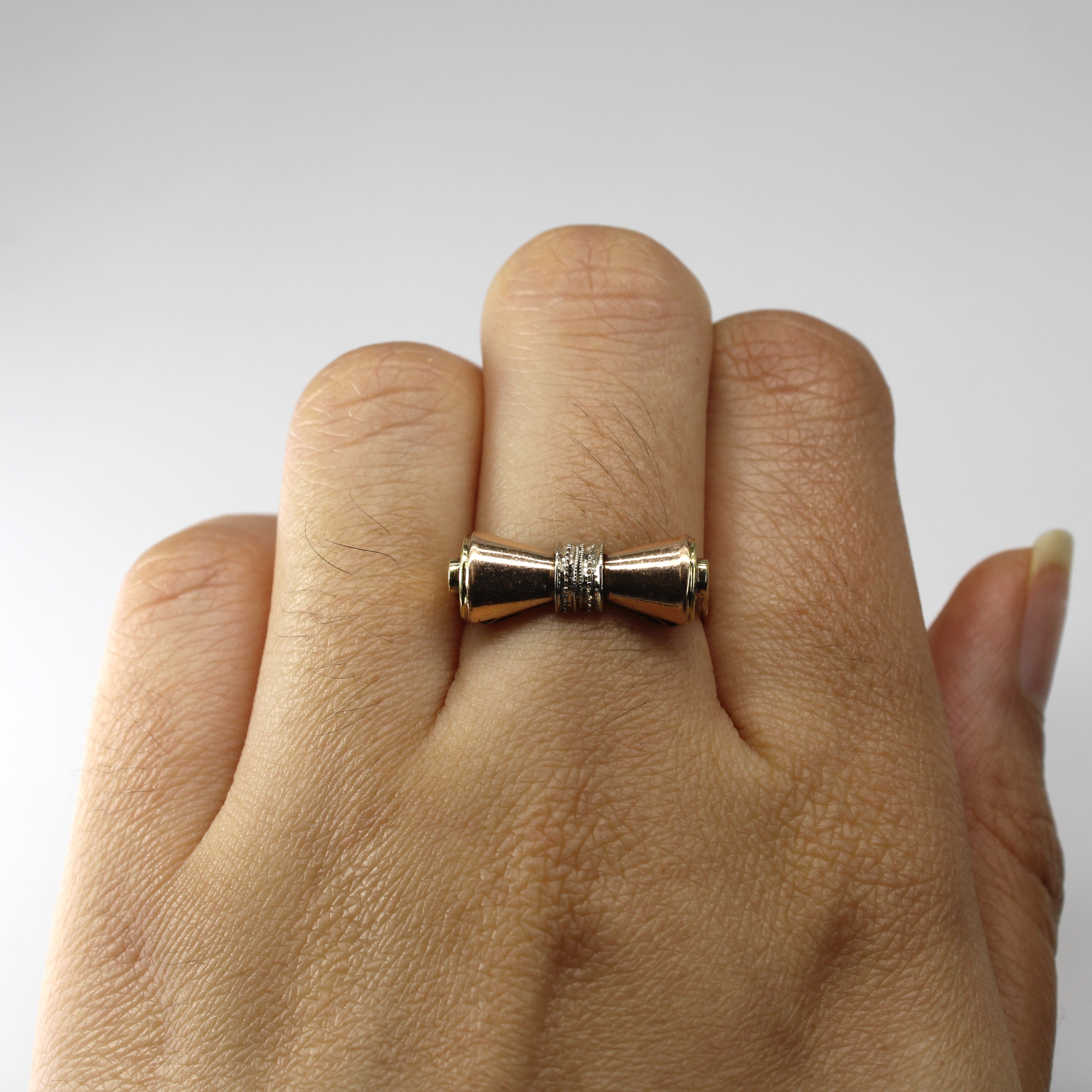 Bague nœud papillon dorée | Taille 7 |