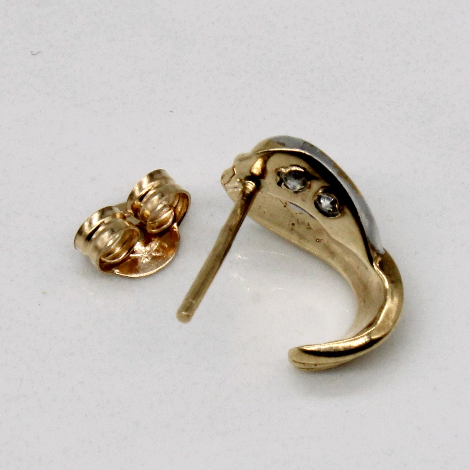 10k Gold and Diamond Earrings | 0.06ctw |