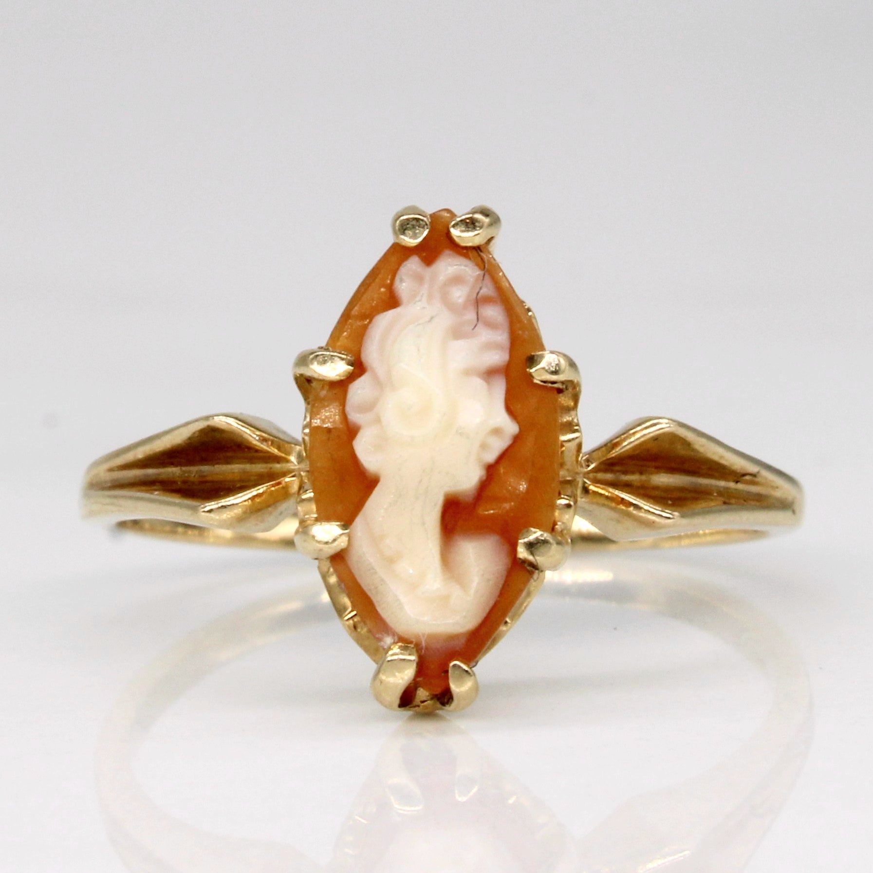 Bague camée en coquillage sculpté | 1,00 ct | Taille 6,75 |
