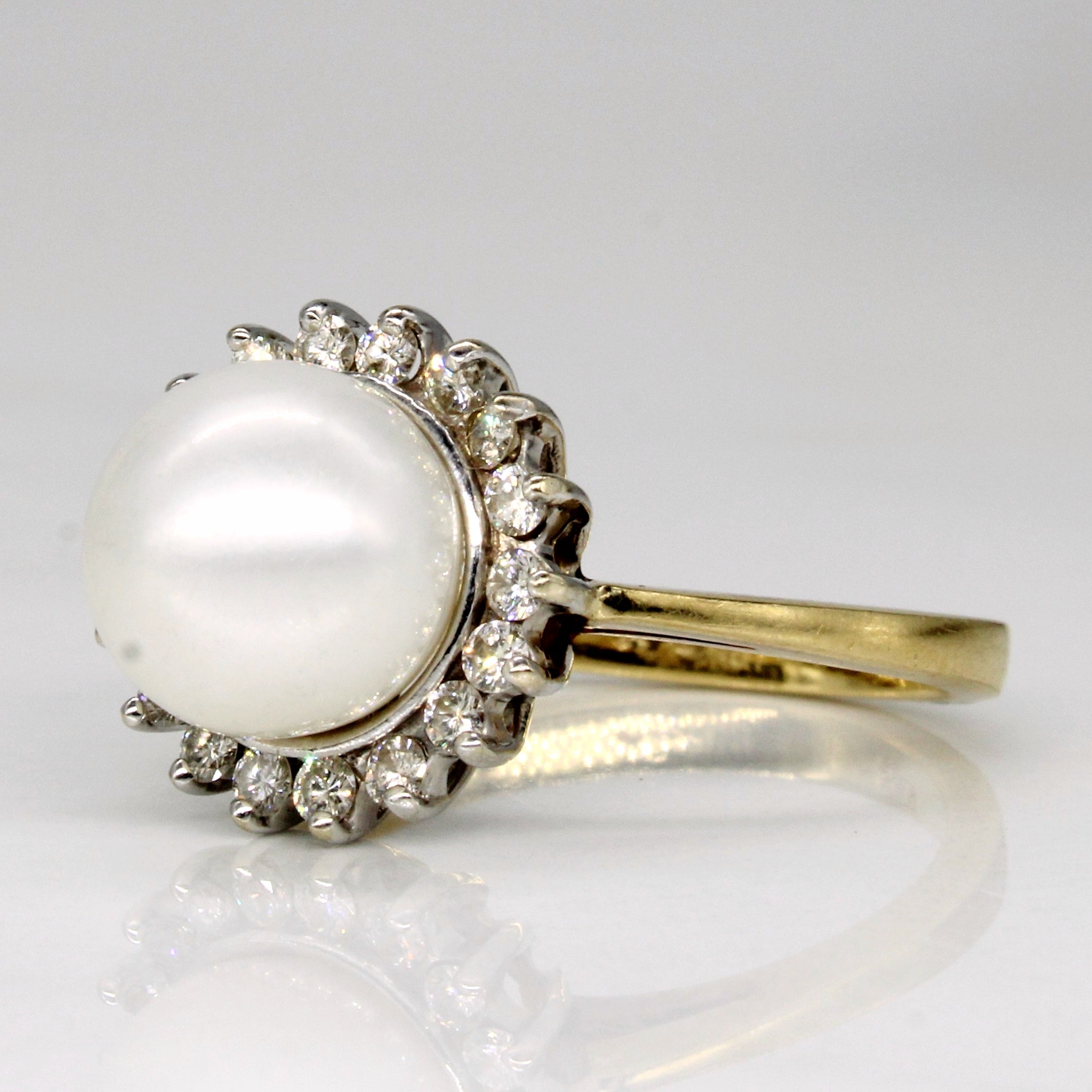 18k Yellow Gold Pearl & Diamond Halo Ring | 0.36ctw | SZ 6 |