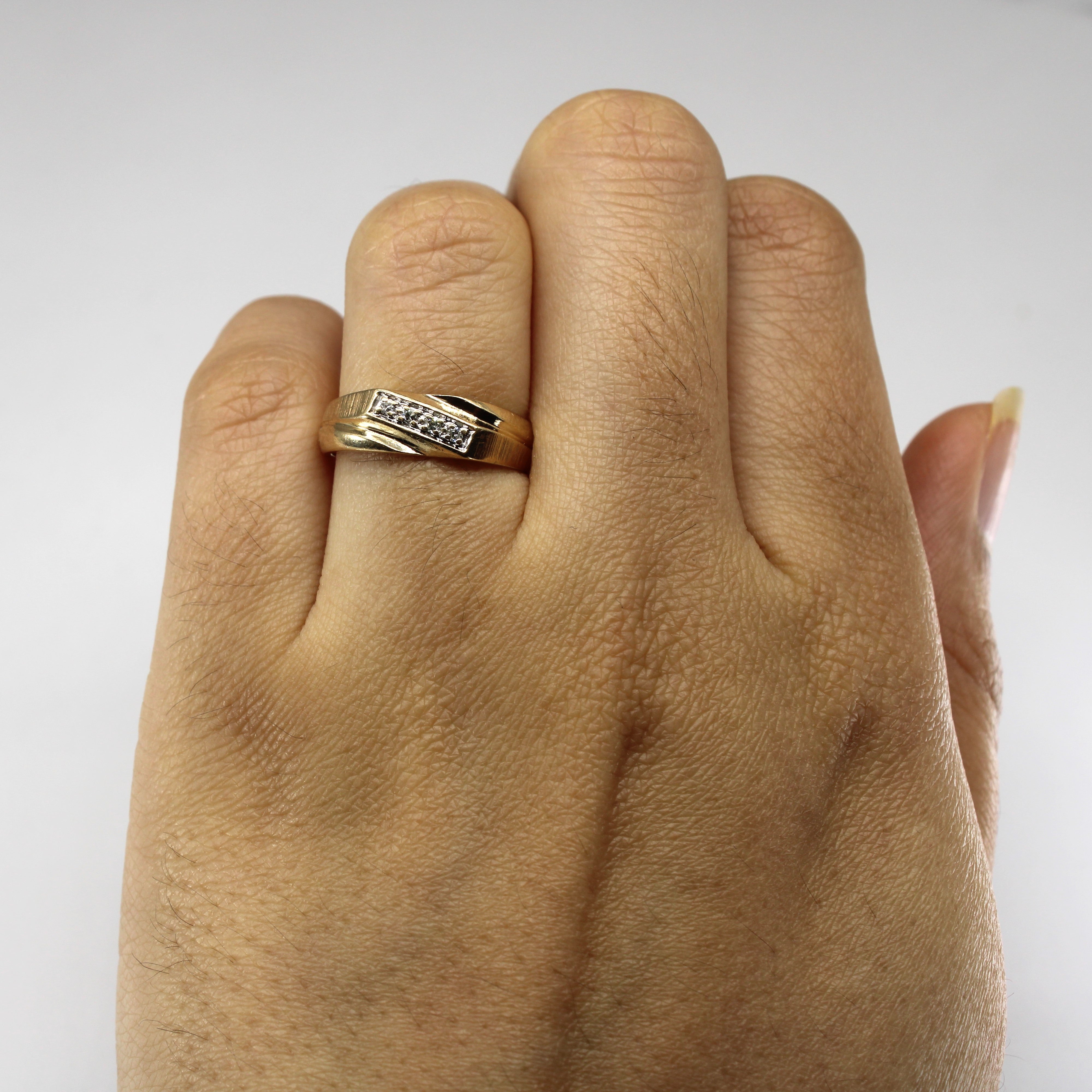 Diamond Textured Band | 0.04ctw | SZ 5.75 |