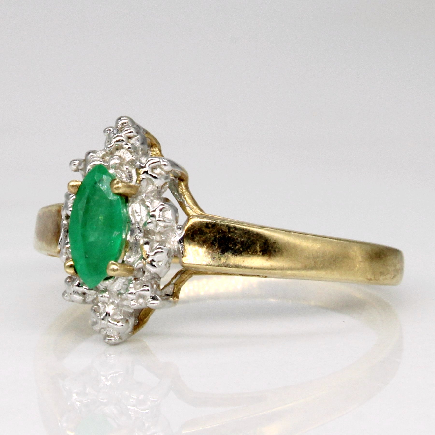 Illusion Set Emerald Ring | 0.20ct | SZ 6.75 |