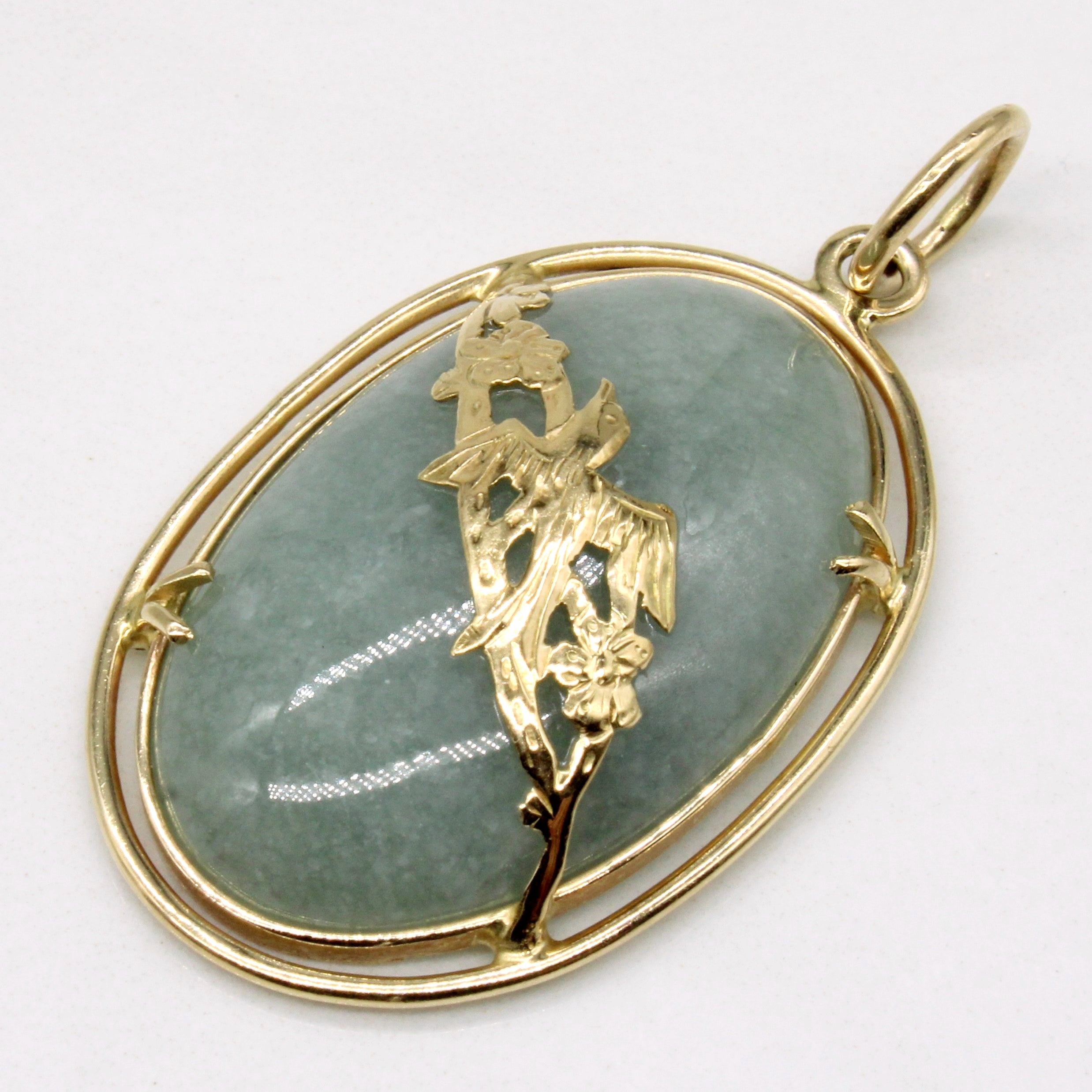 14k Yellow Gold Jade Pendant | 30ct