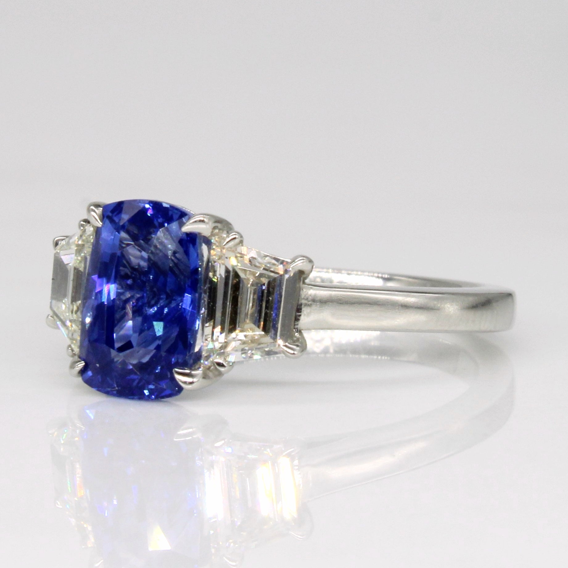 Art Deco Style Sapphire & Diamond Ring | 2.06ct, 0.70ctw | SZ 6 |